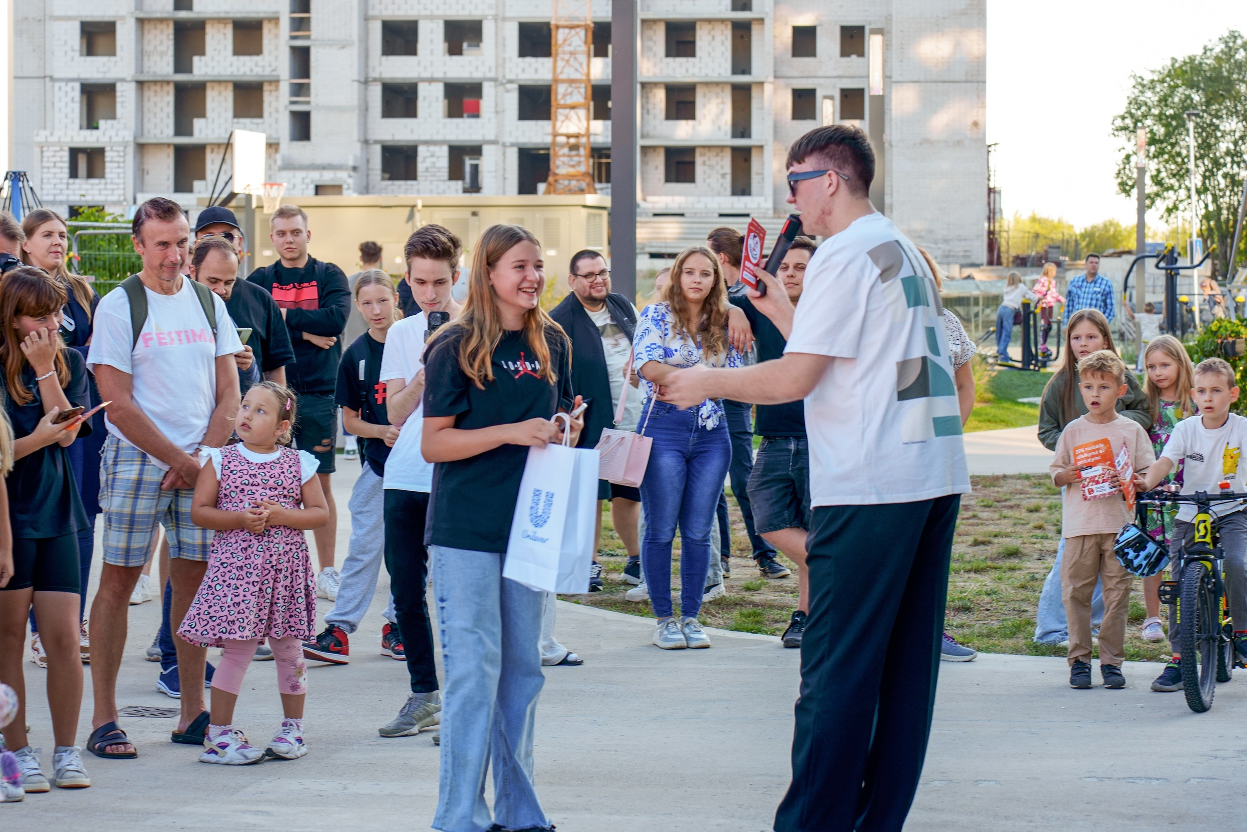 Dodo Pizza Picų Valgymo Čempionatas!. Elina Sapiega fotografė Vilniuje