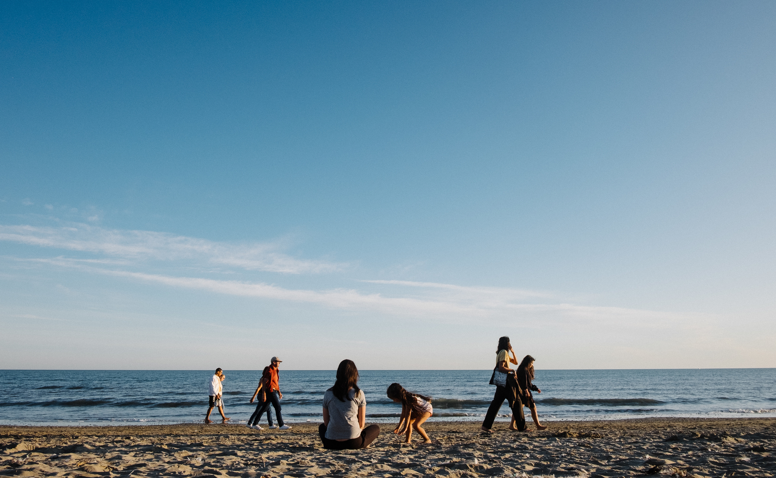 Sand and sea. Portrait and reportage photographer