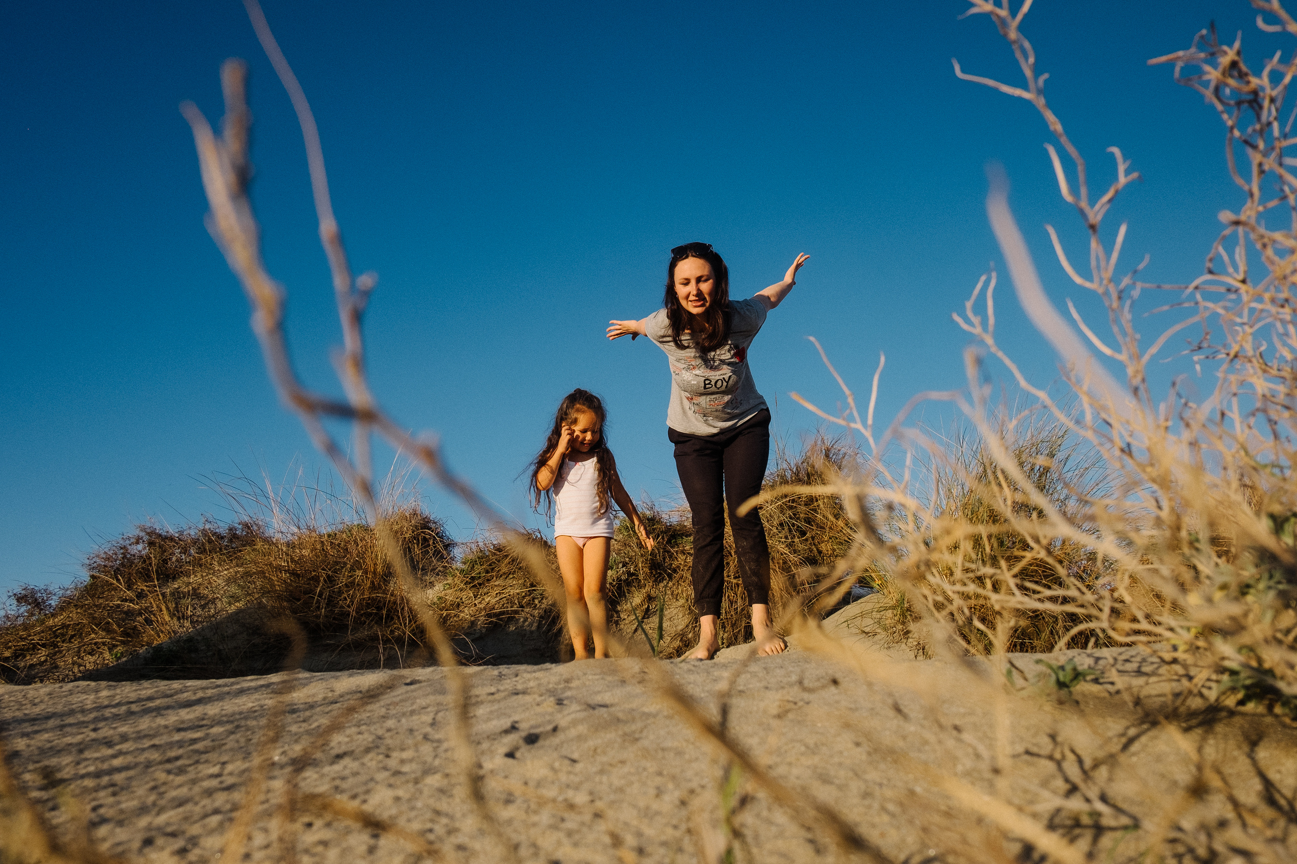 Sand and sea. Portrait and reportage photographer