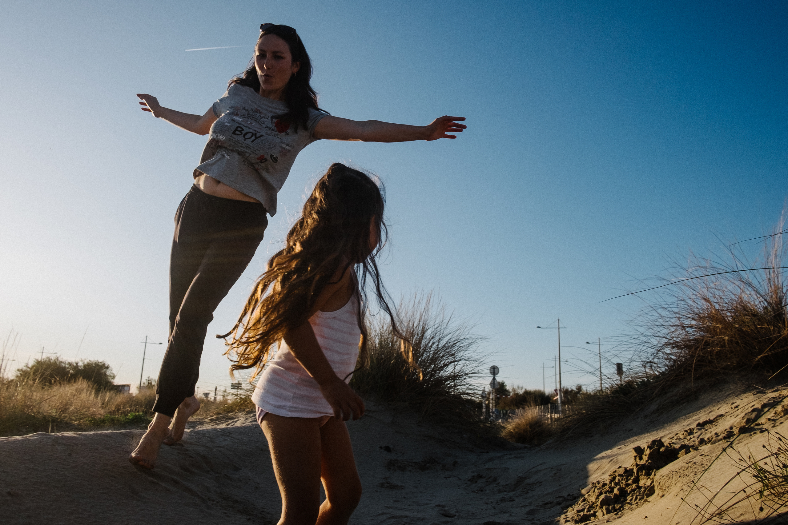 Sand and sea. Portrait and reportage photographer