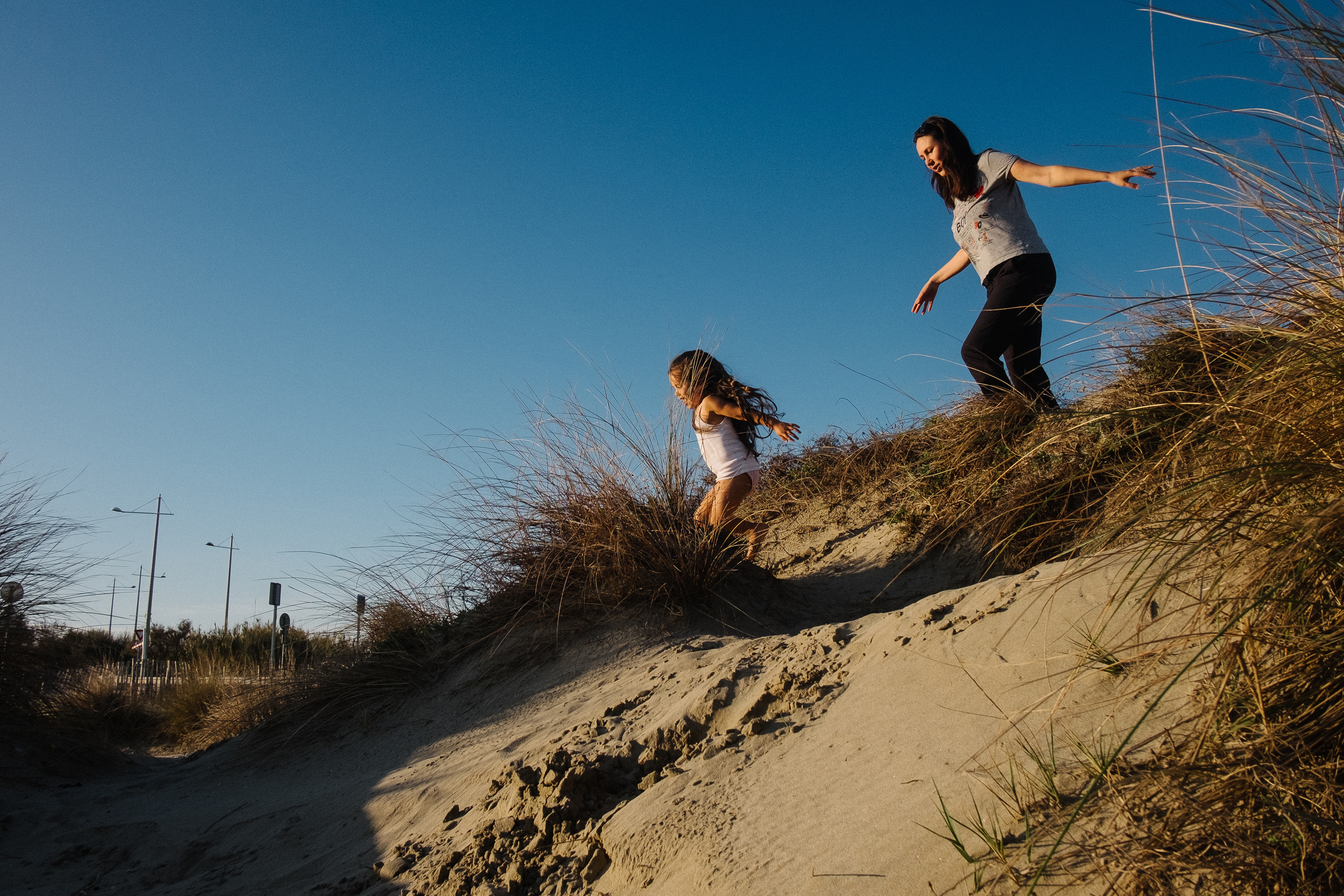 Sand and sea. Portrait and reportage photographer