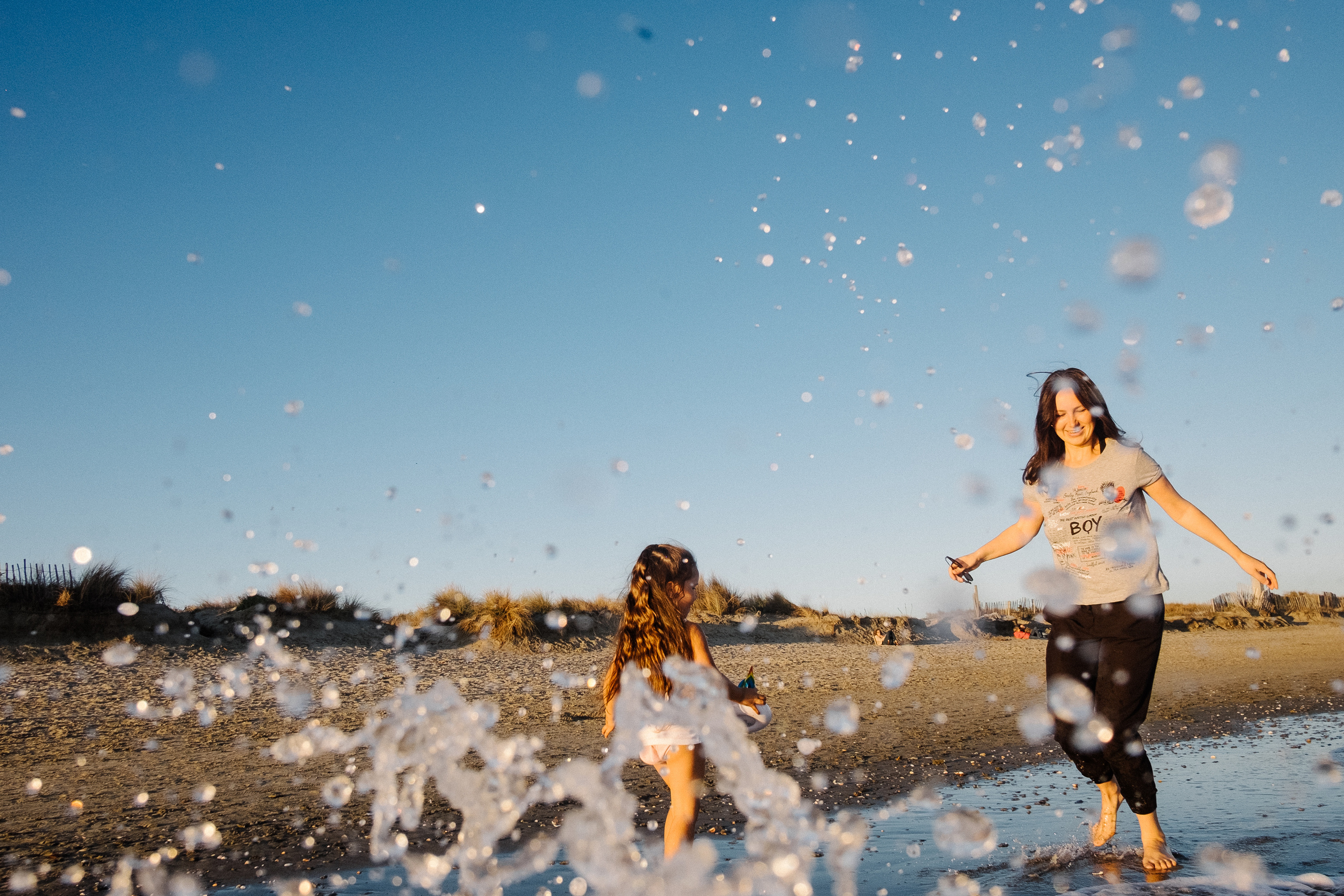 Sand and sea. Portrait and reportage photographer