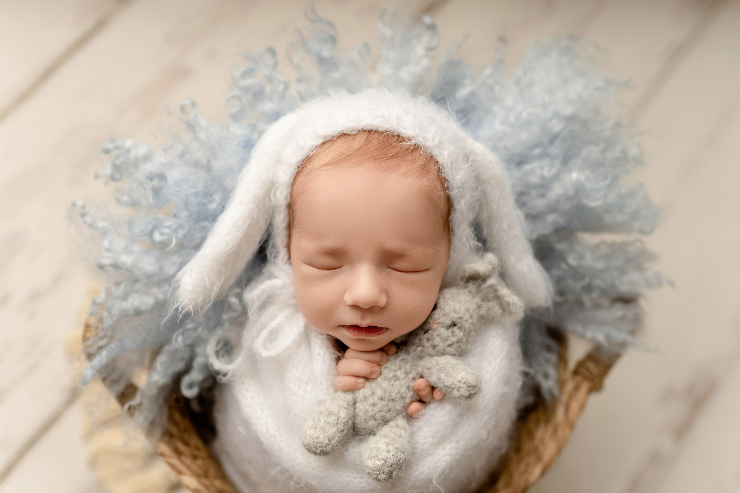 Esu Aleksandra naujagimių ir kudikių fotografė iš Vilniaus