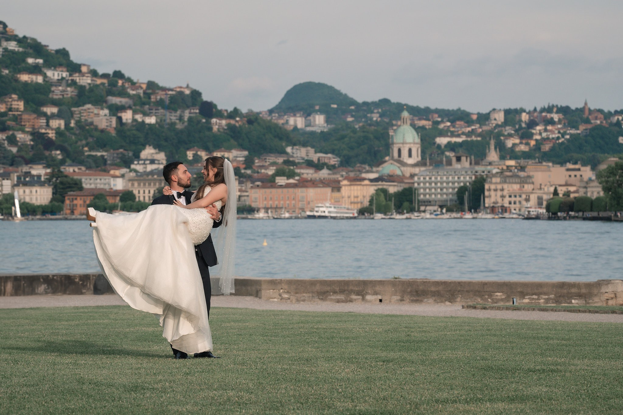 Seida & Adenis. Fotografo matrimonio Lago di Como Ferrari Media Production