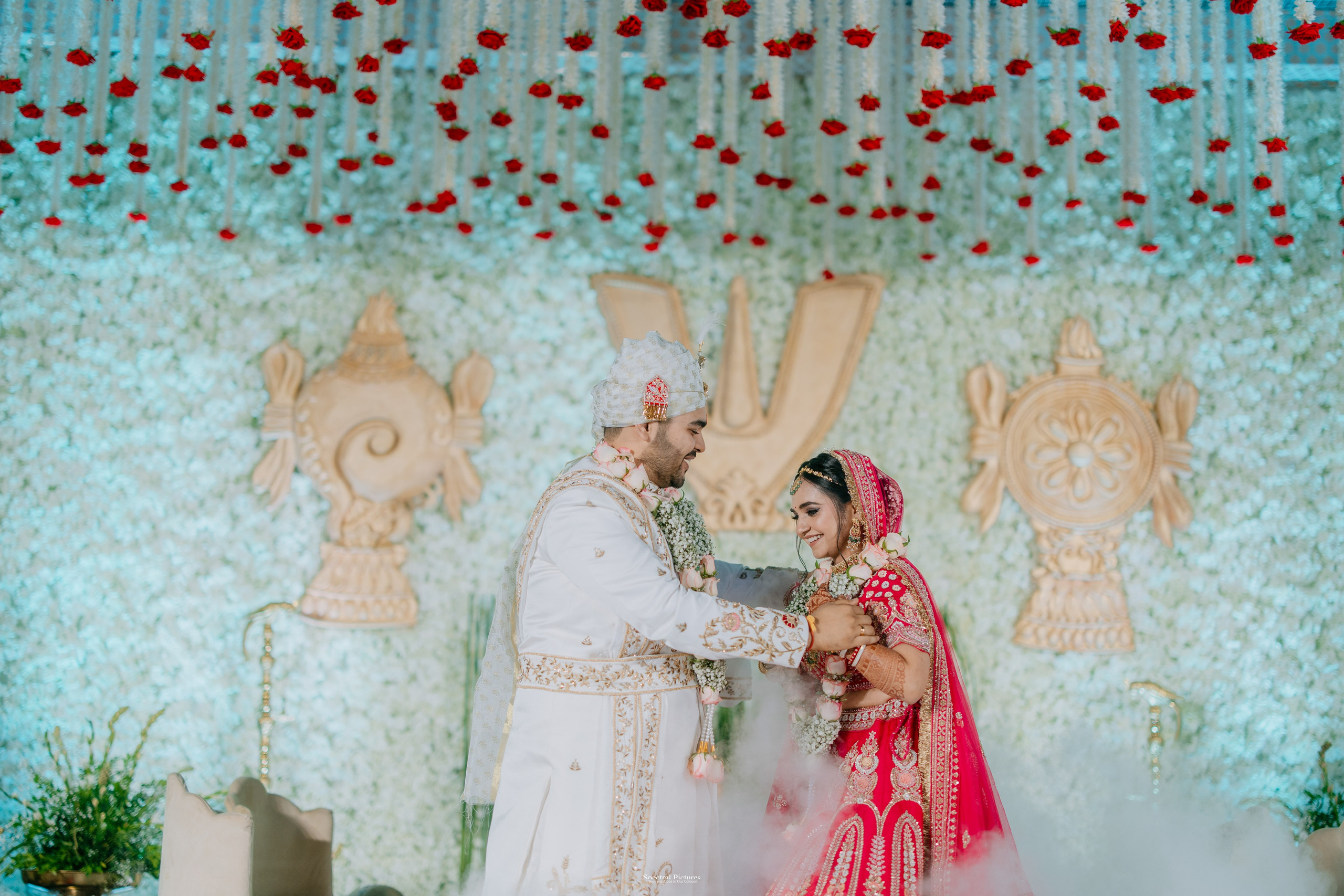 #ADIकीAESHहै