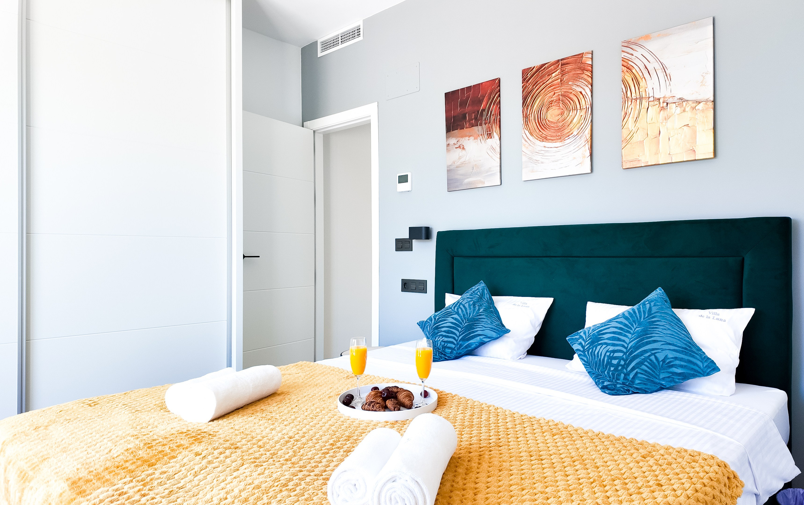 VILLA Luna I&M GROUP. Baby Beast