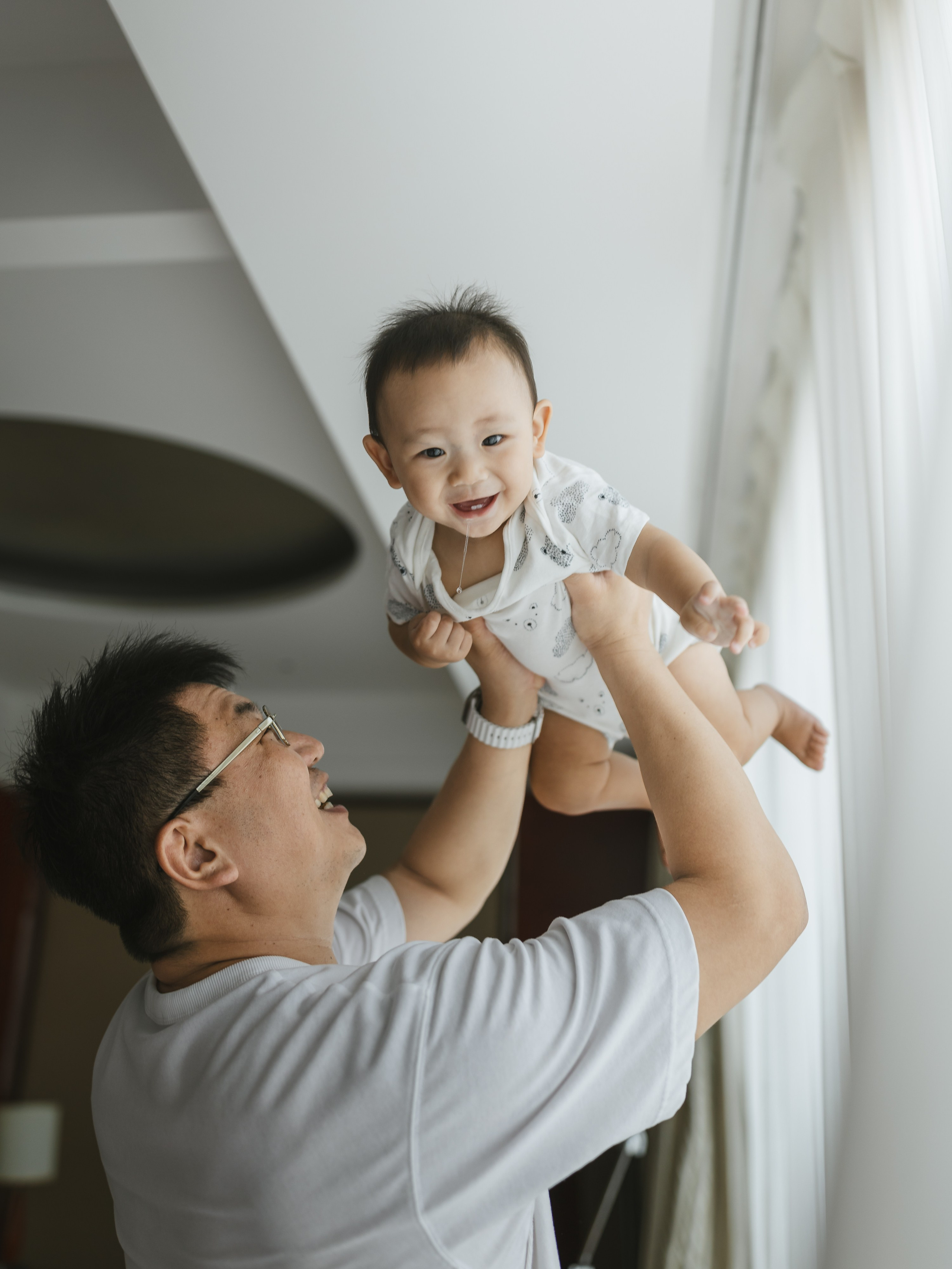 Family photograph in Shanghai. Shanghai Family Photographer Dora