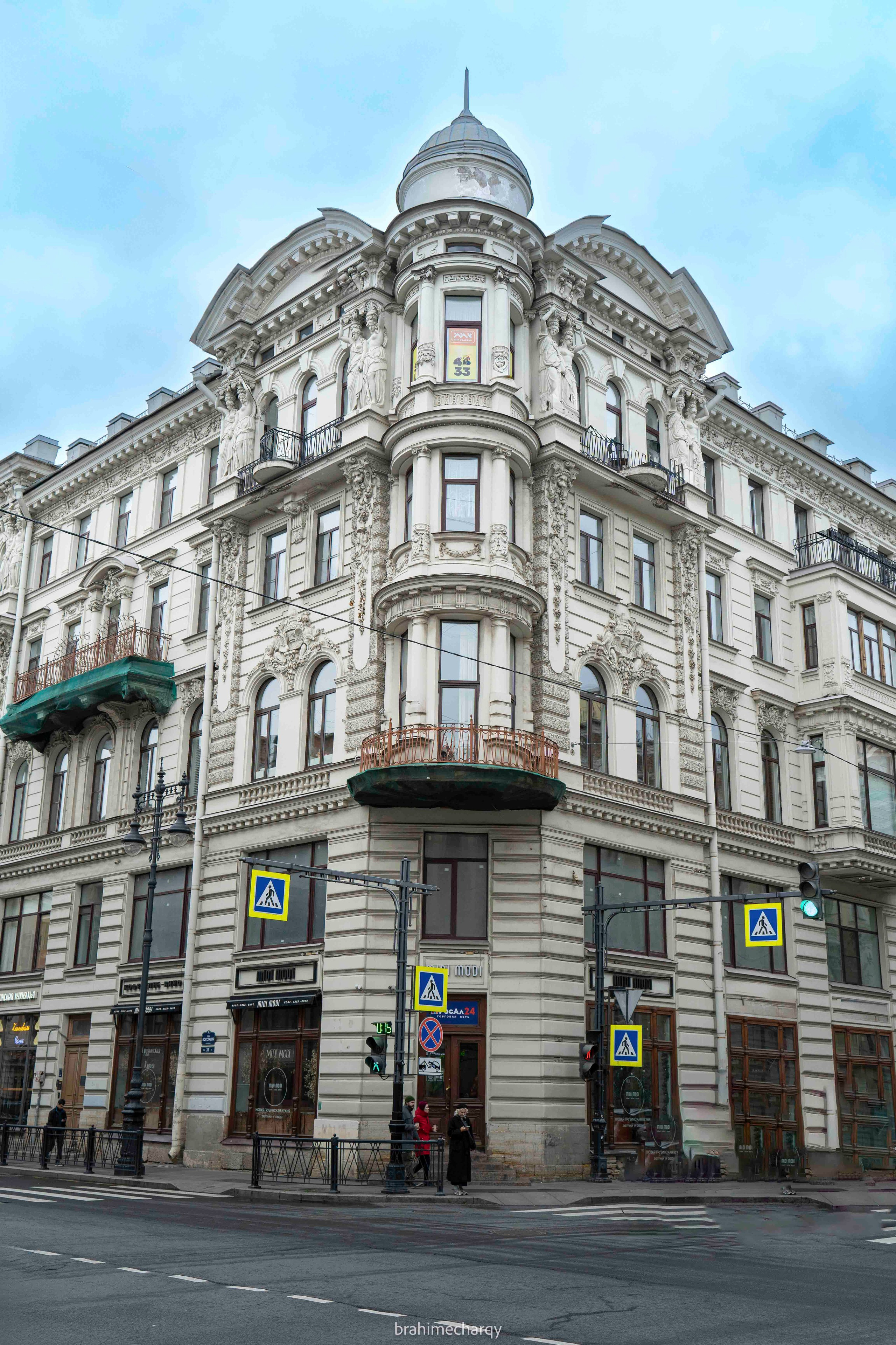 Фото. Брахим — фотограф