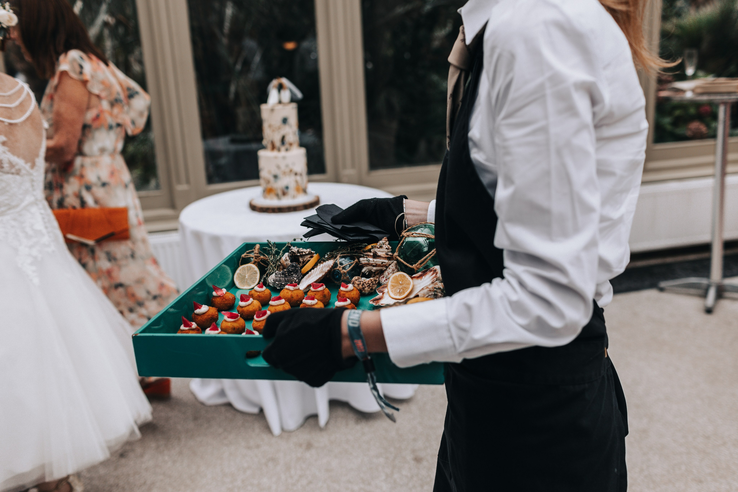 GEMMA + BIANCA. Main