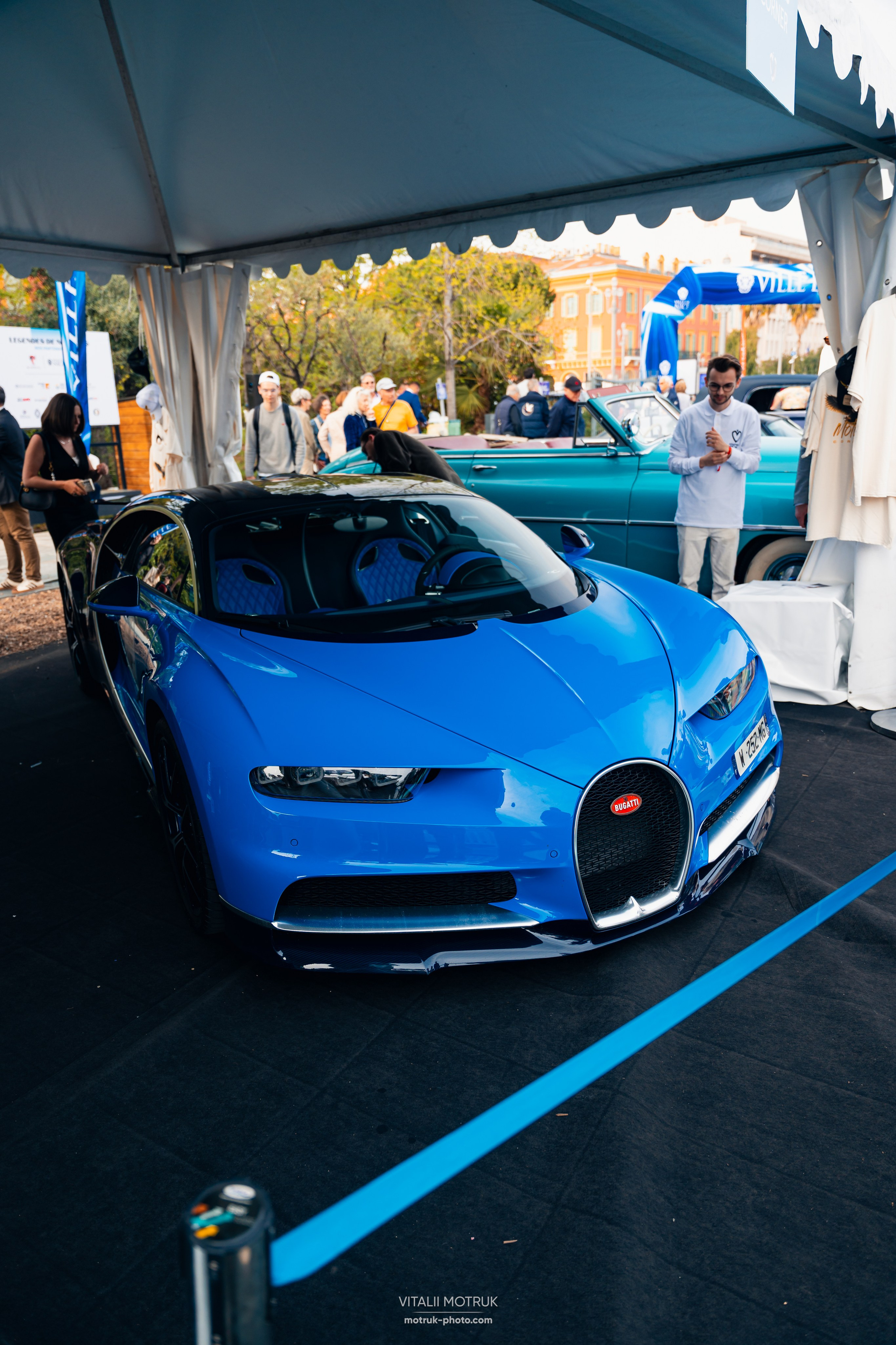 Legends de Nice. Photographe de voitures à Paris — Vitalii Motruk