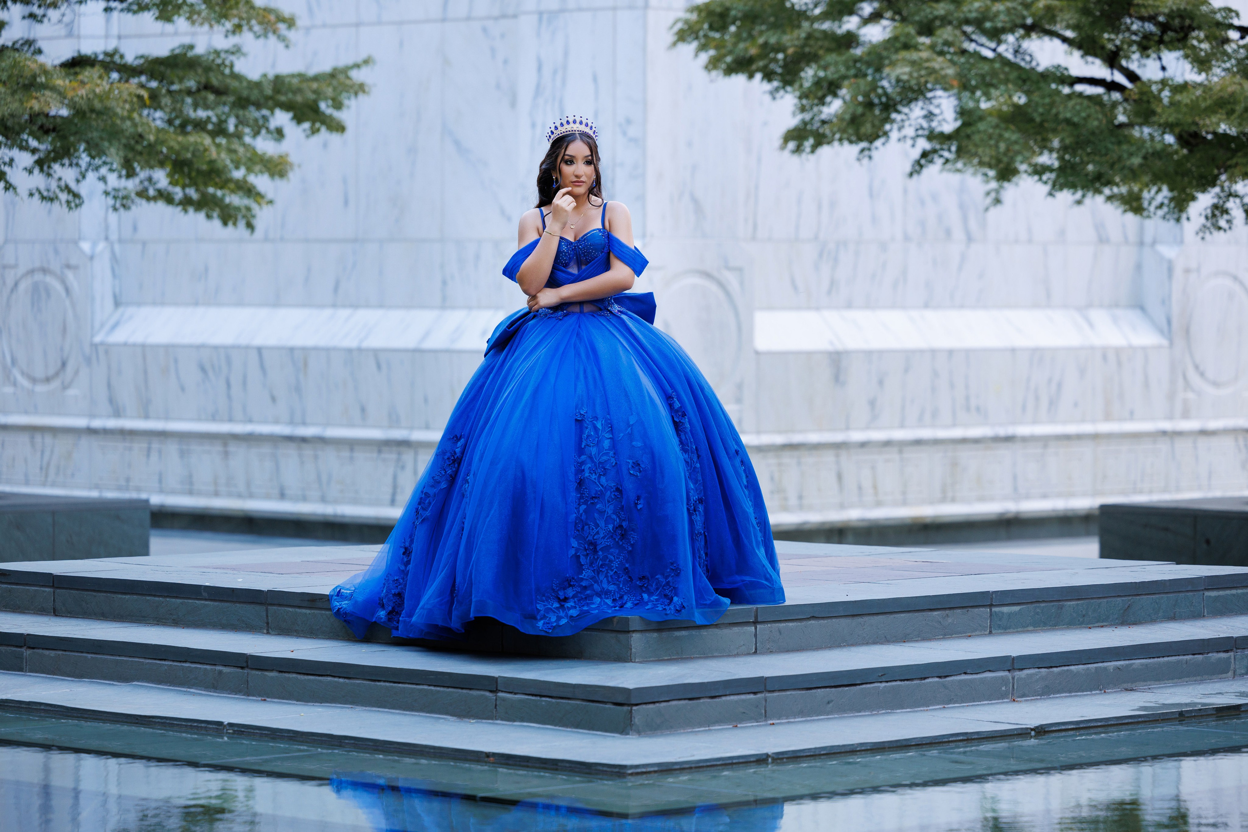 Quince with blue dress in  Portland Oregon capturada por Héctor Salazar Photography