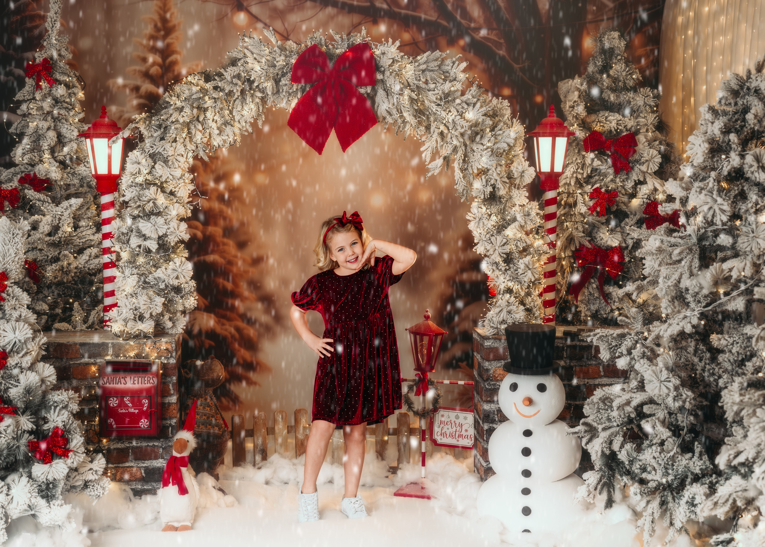 Praznično porodično fotografisanje u studiju Ledine, Beograd – savršeno za praznične kartice.