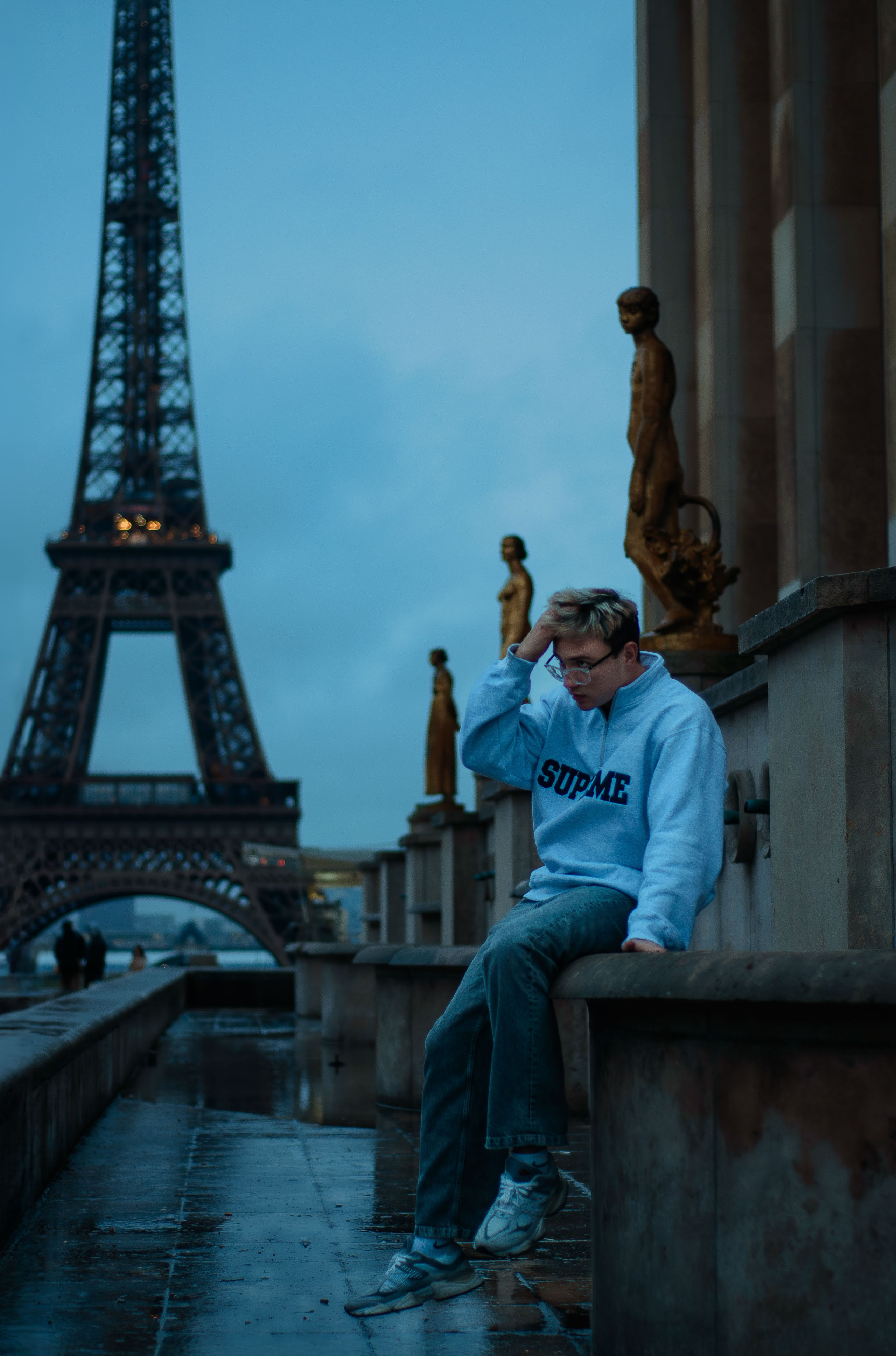 Мужская фотосессия в урбанистичном Париже. Фотограф в Париже Полина Осипова