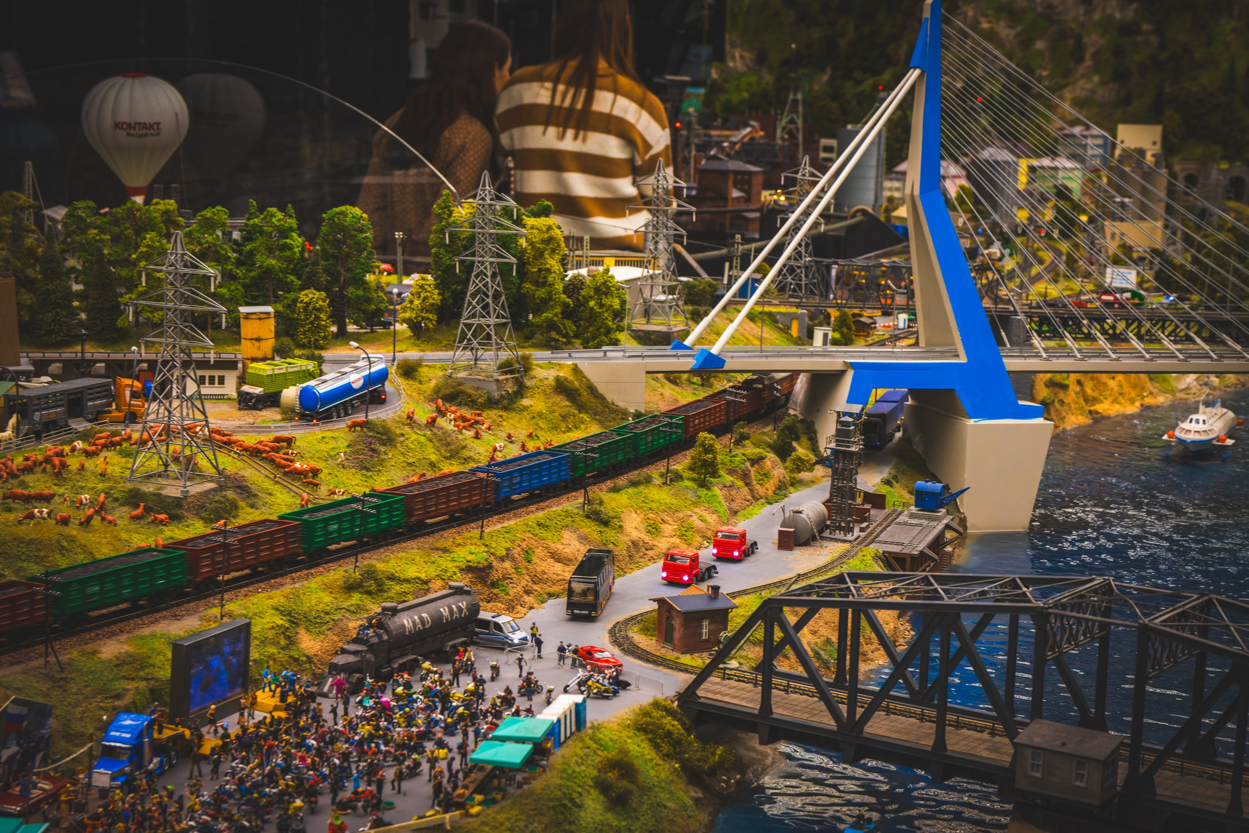 Puhkus Peterburis (Ermitaaž, Shadow muuseum, Grand Maket Venemaa, ArtMuza). Nebula 25 — Fotod teie hingele