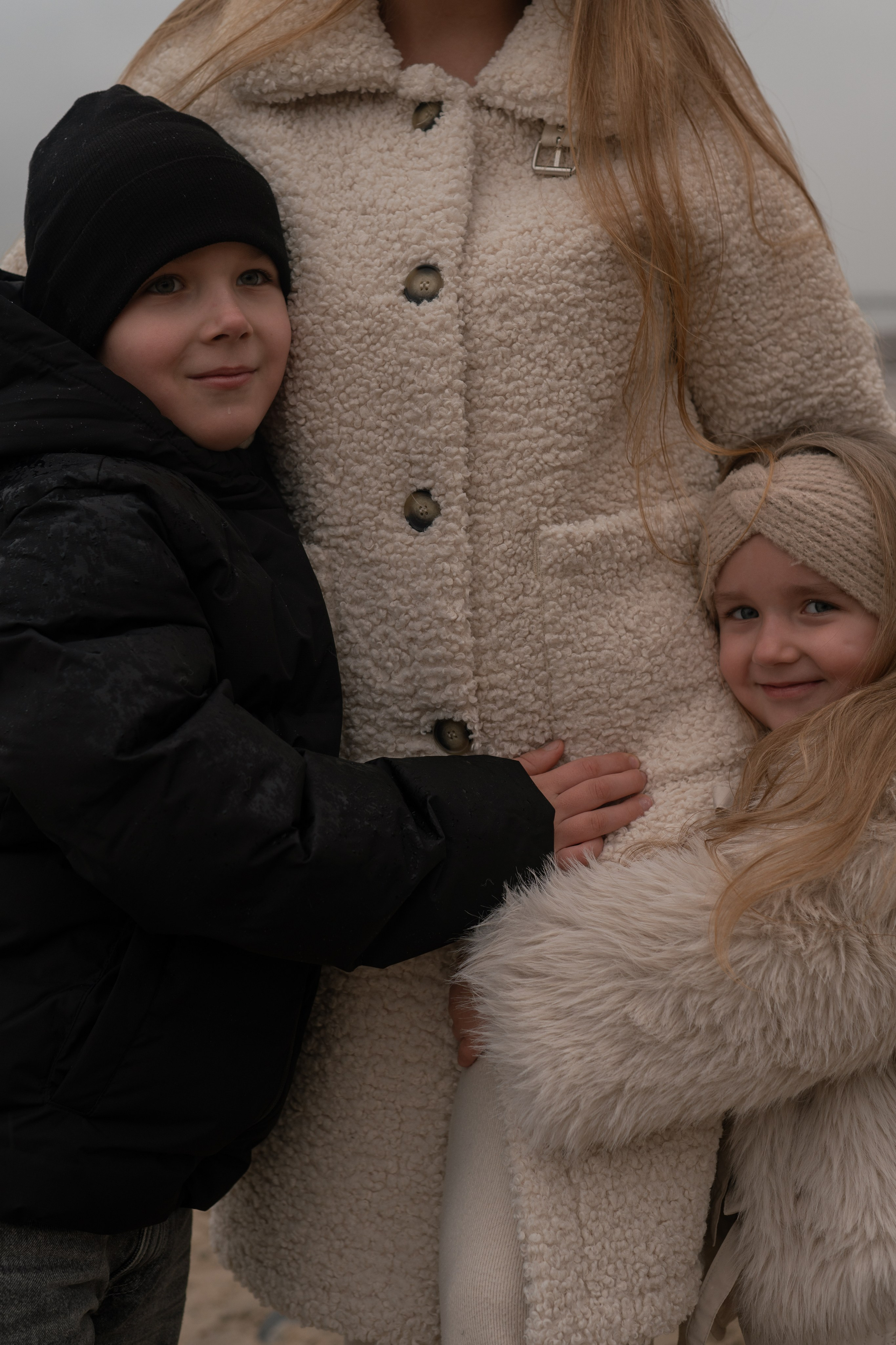 Семейная фотосессия мама и дети Калининград Зеленоградск. Фотограф в Калининграде Анна Пошкус