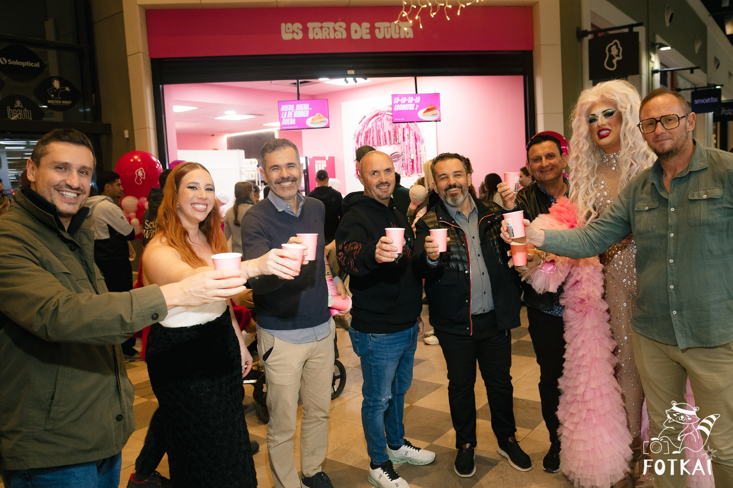 Inauguración de Las Tartas de Julita en La Zenia — fotoreportaje del evento | FOTKAI