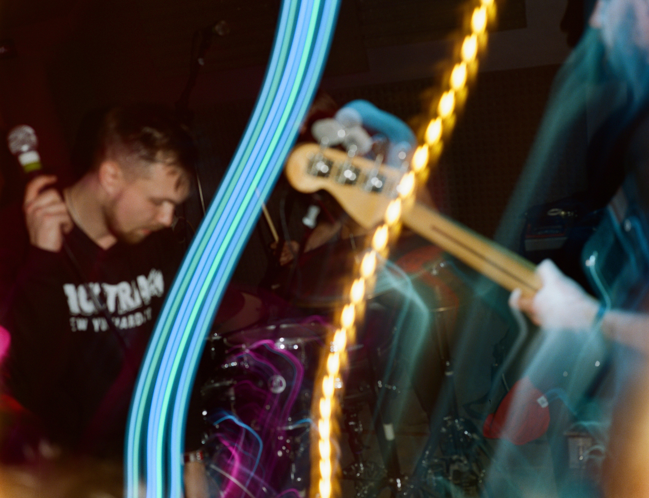 Ножевая драка в телефонной будке @ Frakcia @ 4.11.19