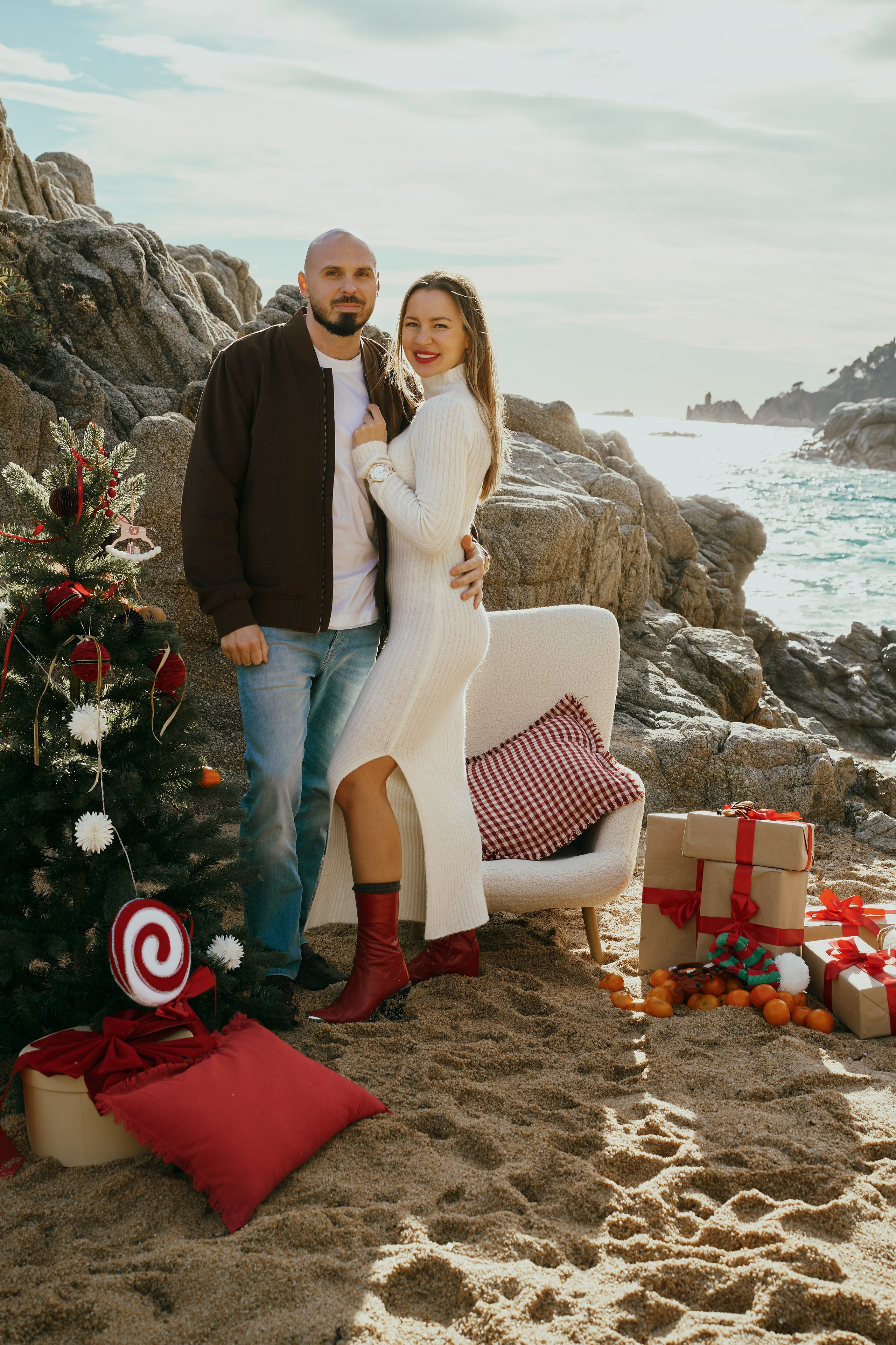 Елка на пляже. Веселая компания. Фотограф в Барселоне Жанна Захарченко