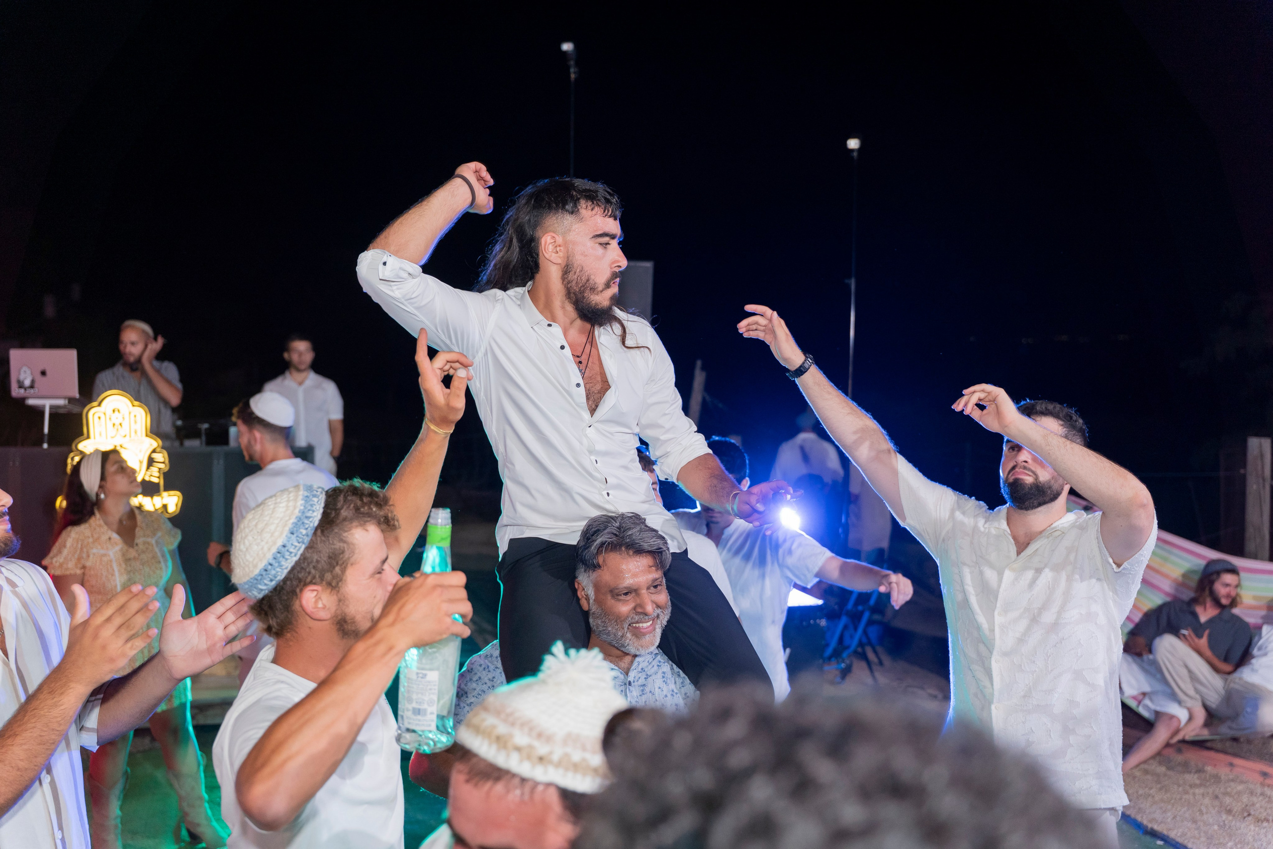 אביה ואחיה. יוסף מזרחי צילום חתונה, ברית וזוגיות. צלם מקצועי שאוהב להוציא אתכם הכי יפים ברגעים הכי מרגשים