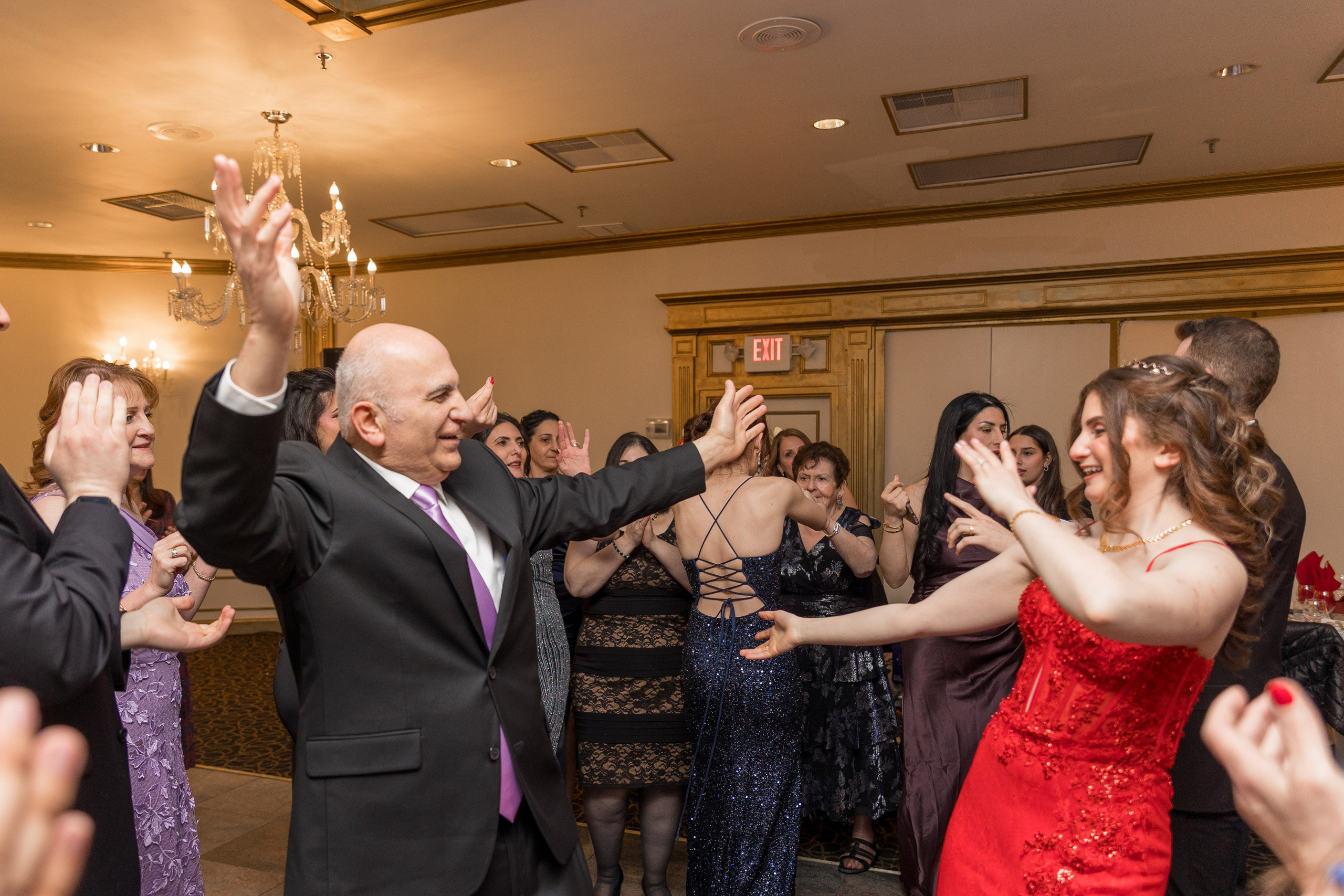 Crimson & Gold Wedding. Family, lifestyle, and commercial photography in New York and New Jersey