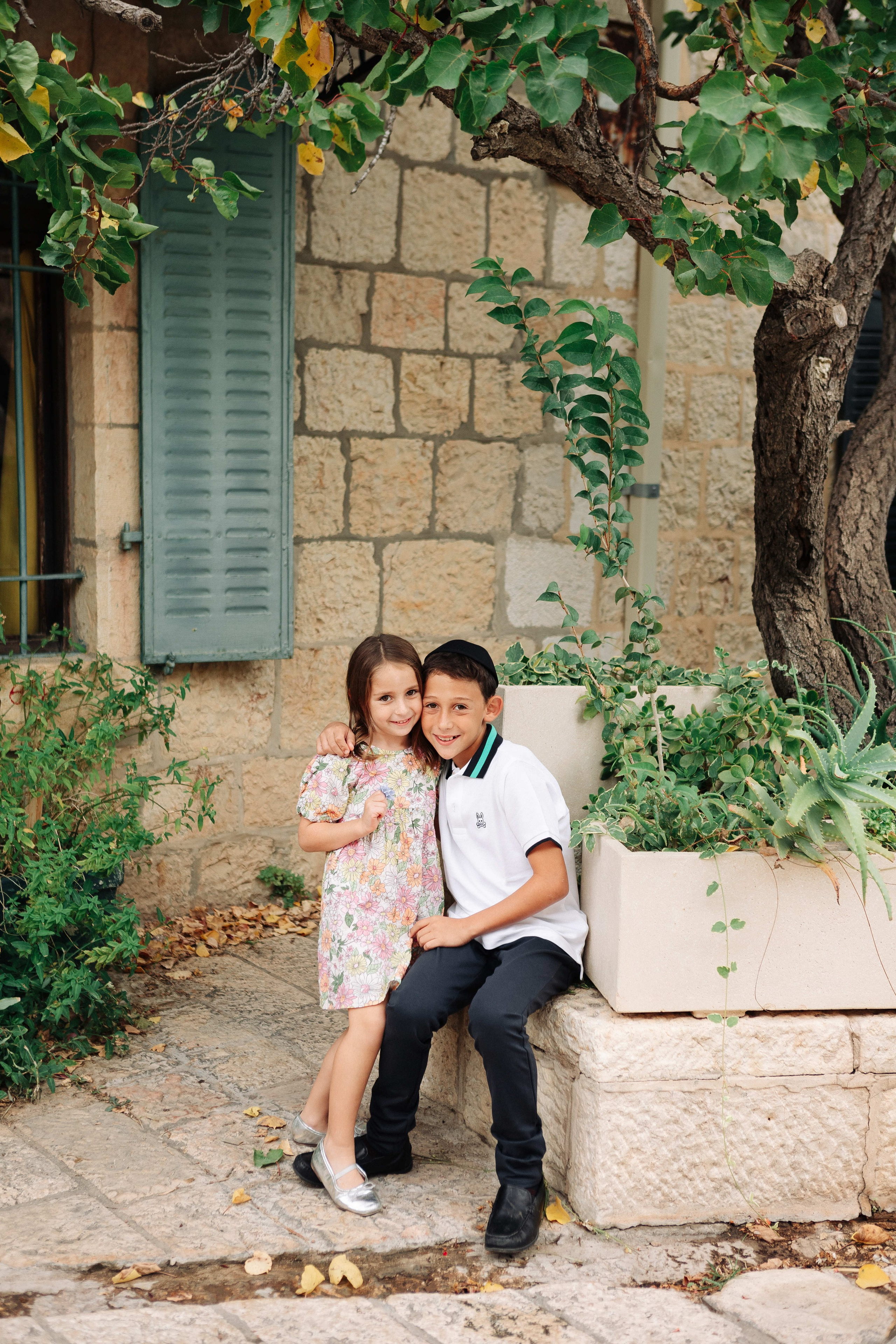 BIG FAMILY IN YAMIN MOSHE. Https://shi-photo.com/