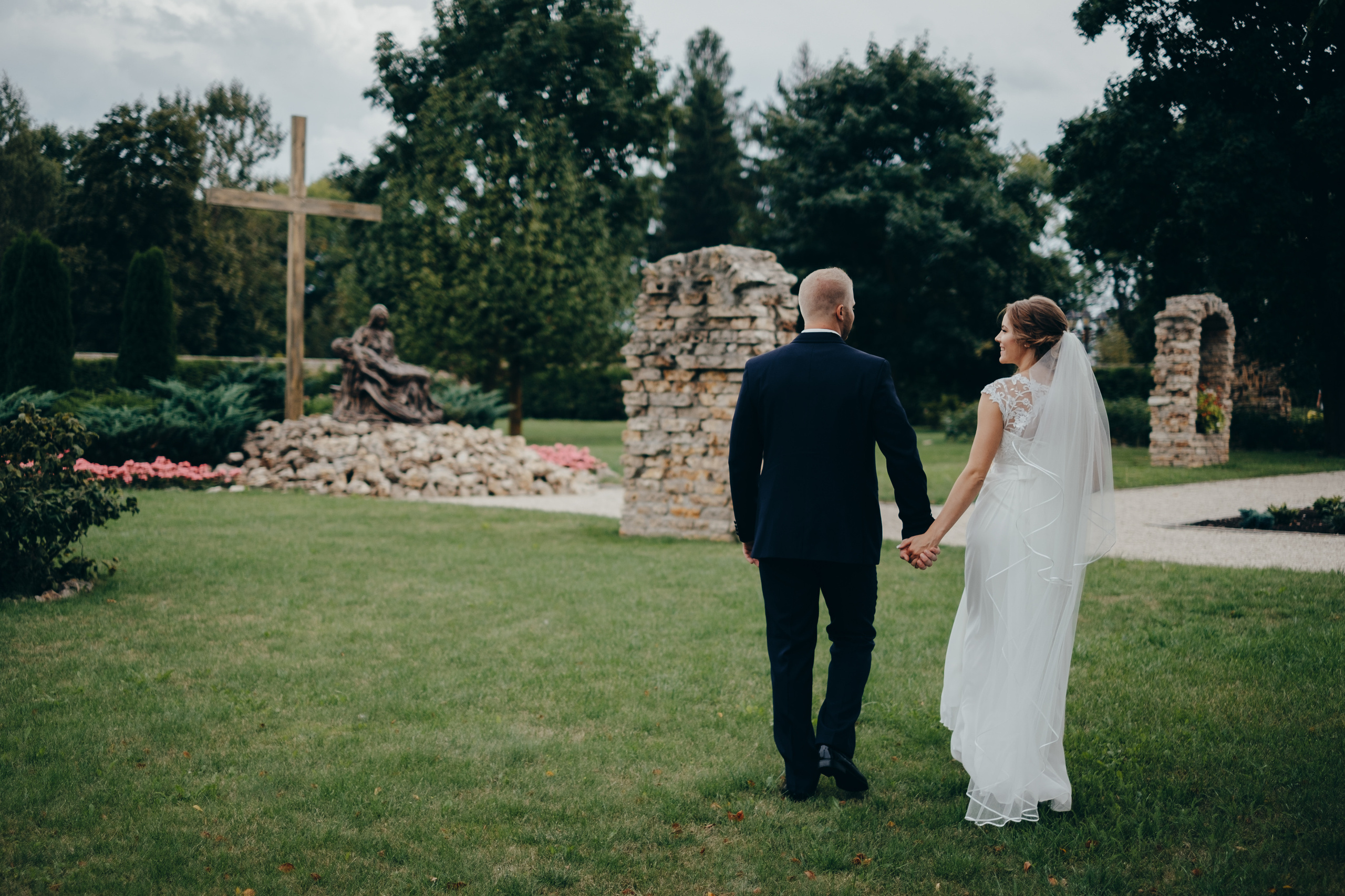 Сексуалды киімдегі қыздардың порно видеосы