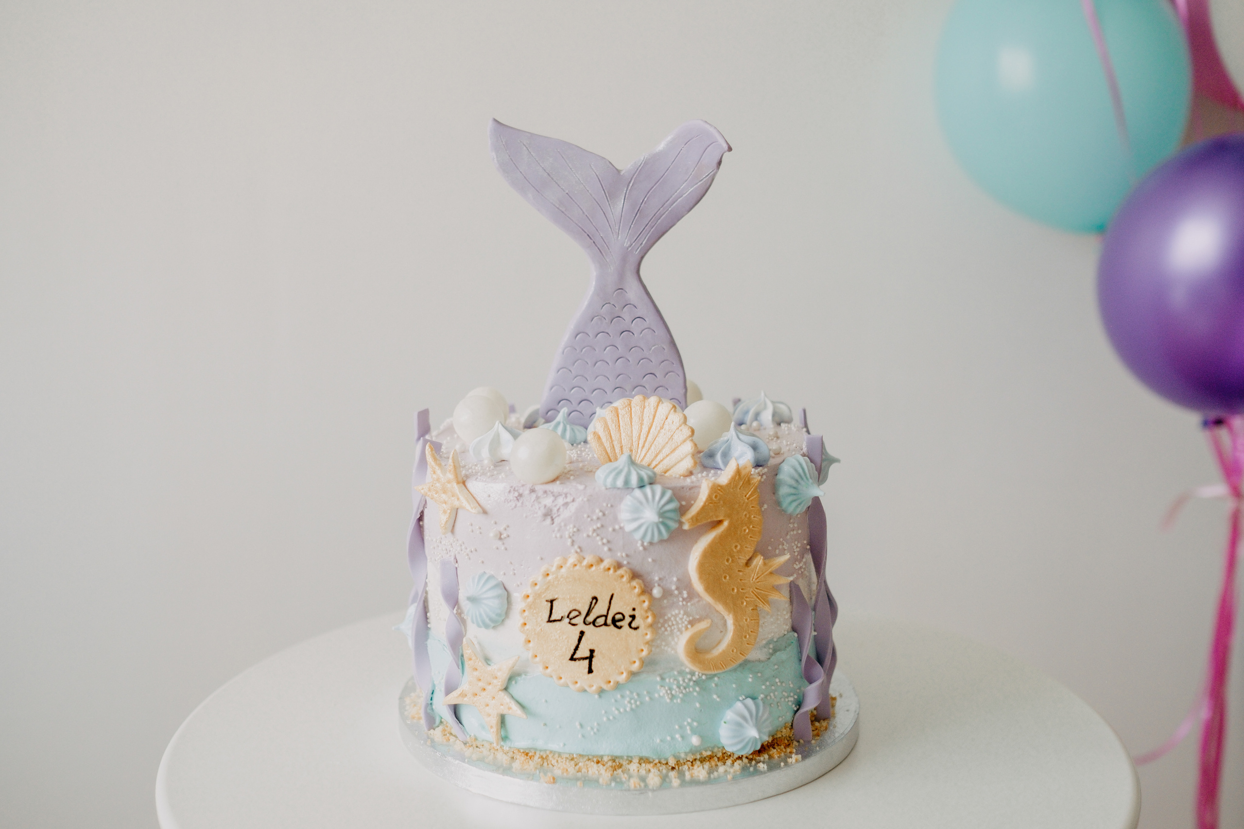 Ak Gardumi Vēstniecība veidota svētku kūka bērnu ballītei. Kūka ir pasaku tēla nariņa temaikā. 