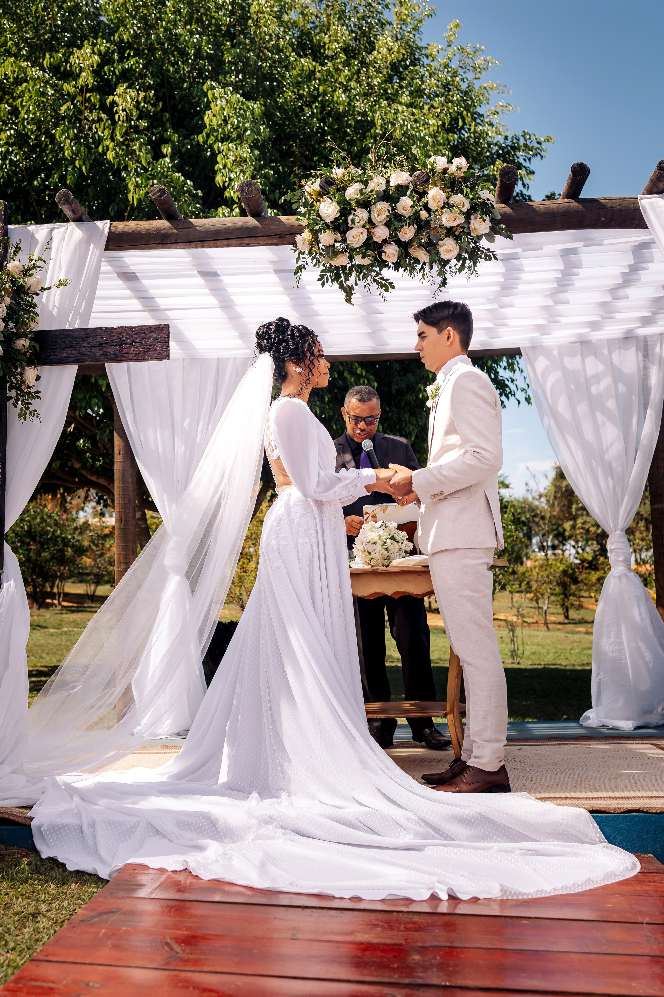 Kênia e Gabriel. Fotografia de casamento e ensaios | Montes Claros/MG