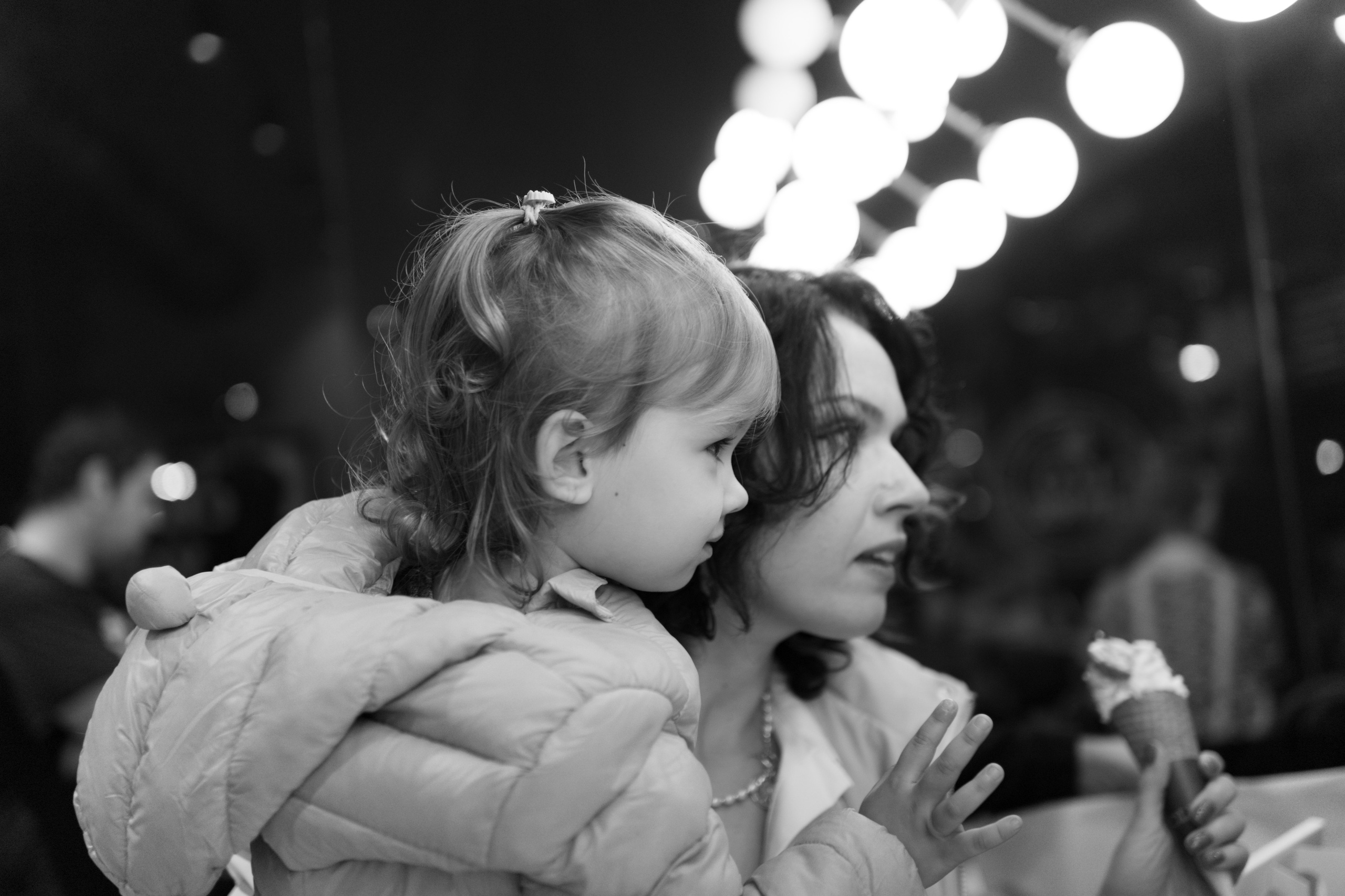 Elina and her little princess. Art and outdoor photography