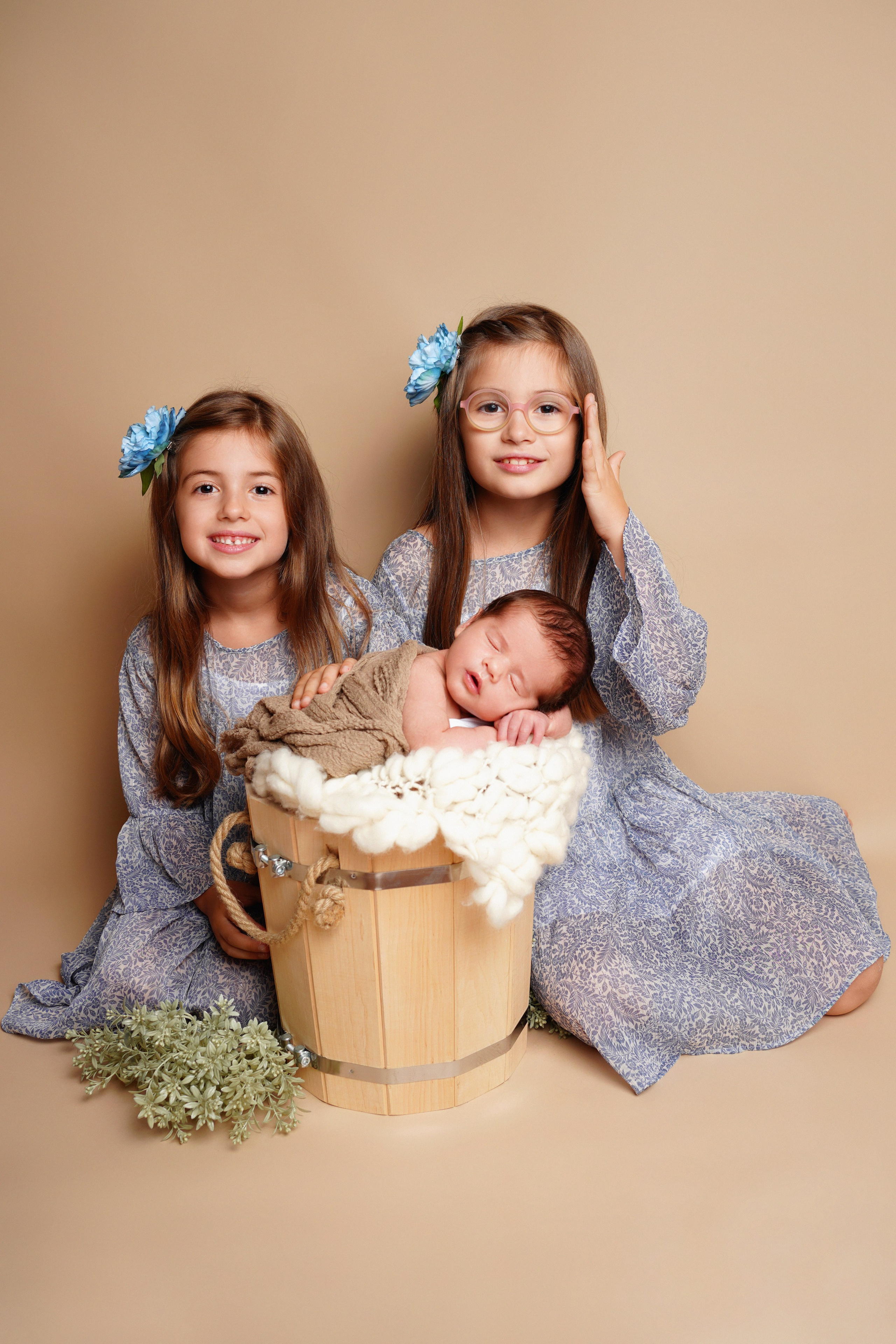 👶🏻. Neugeborenenfotografin und Retoucher in Augsburg Nastassia Schneider