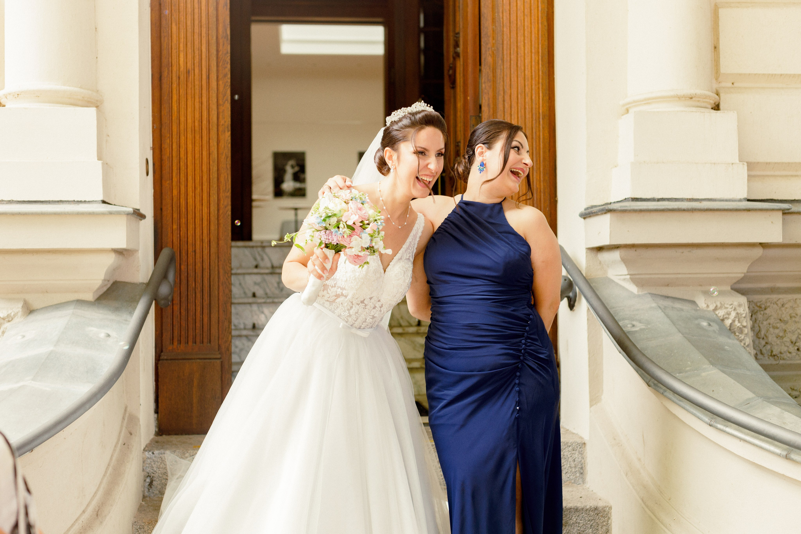 Hochzeitsfotografie in der Weißen Villa Elmshorn | Historischer Charme in Schleswig-Holstein. Hochzeitsfotograf und Hochzeitsvideograf aus Hamburg | Roka21Film