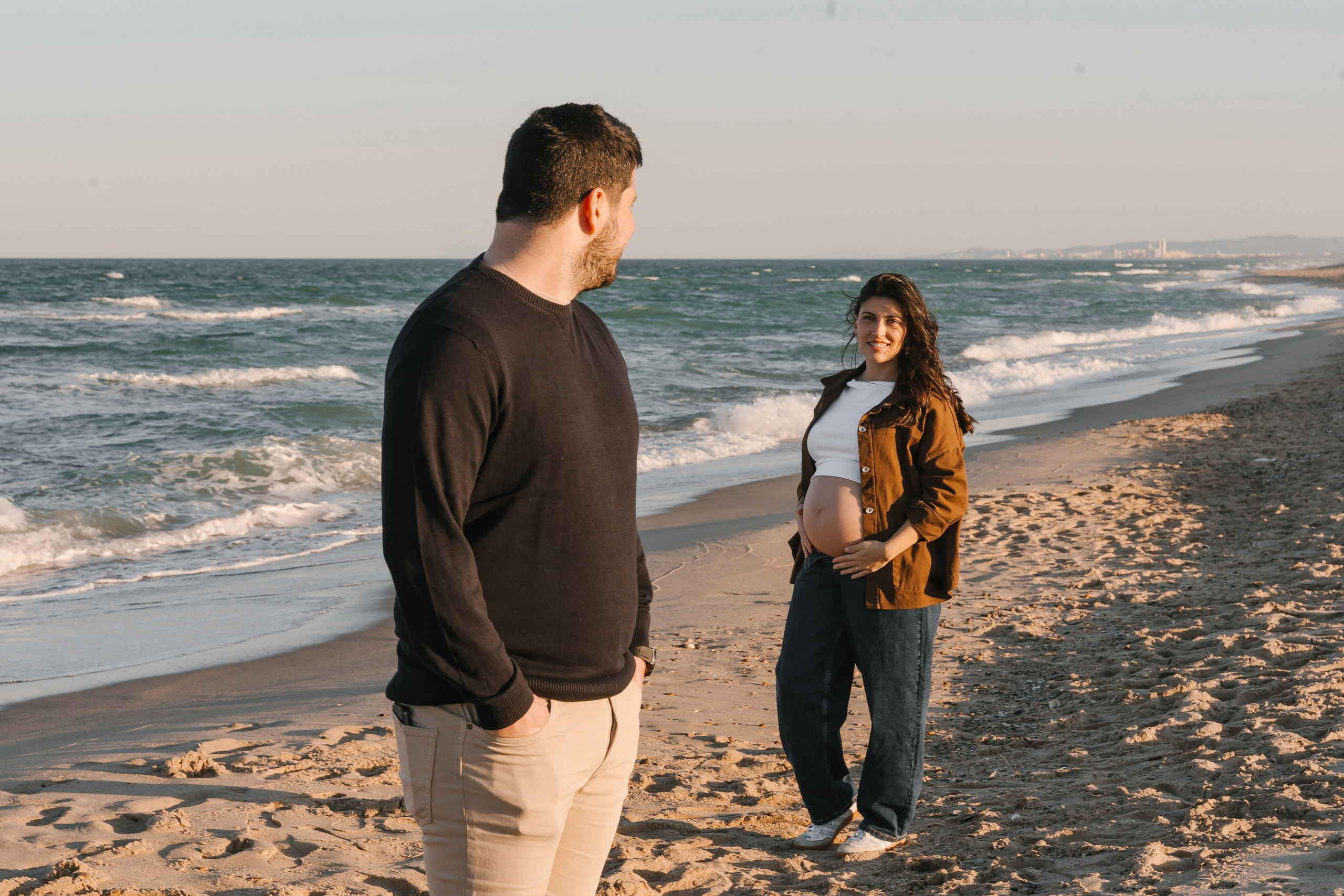 Laura y Nacho. Fotógrafa de bodas y familias en España, Valencia: Nadia ProFoto