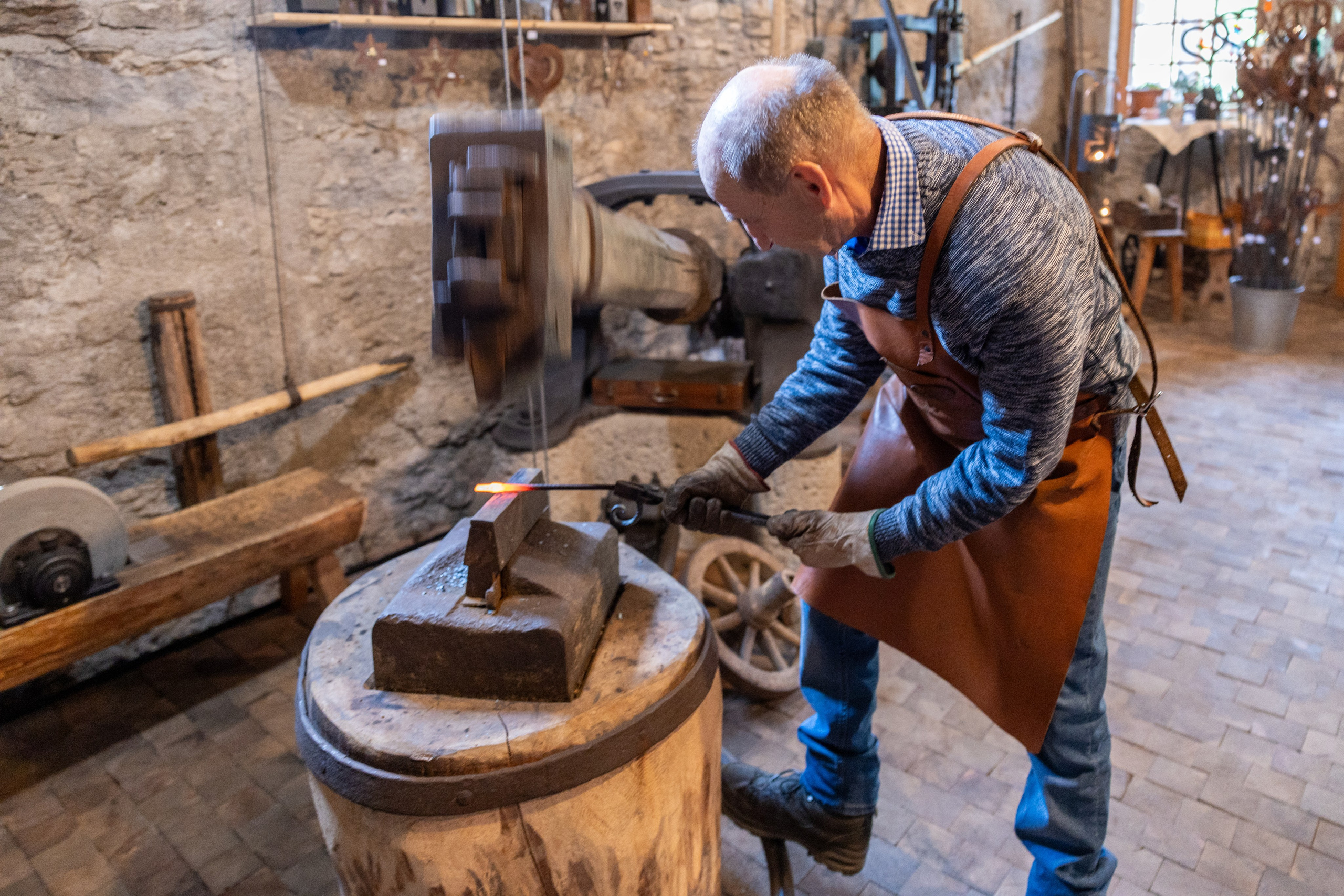 Schmied, Goldegg, 2024. Guzel Kolobova| Fotografin| Salzburg