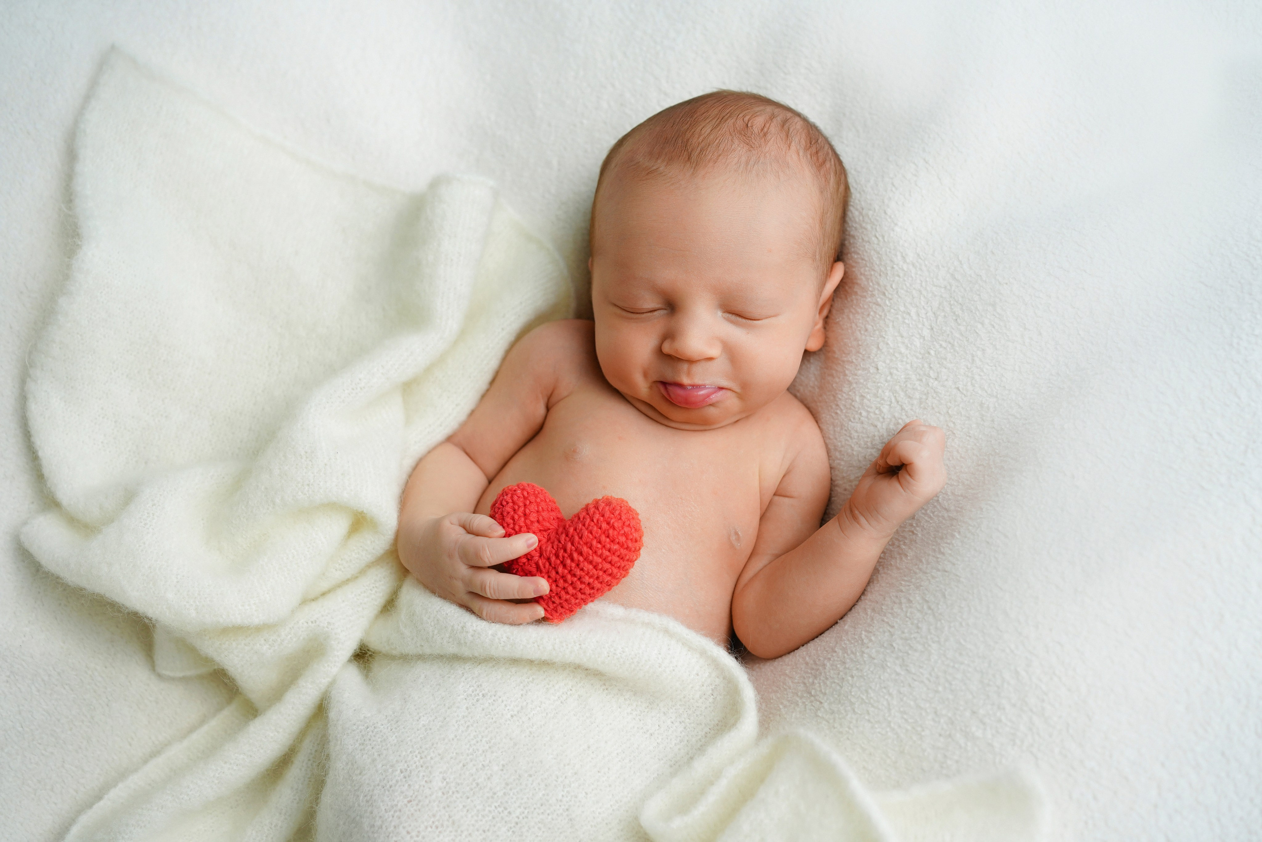 Newborn „HOME“. Neugeborenenfotografin und Retoucher in Augsburg Nastassia Schneider