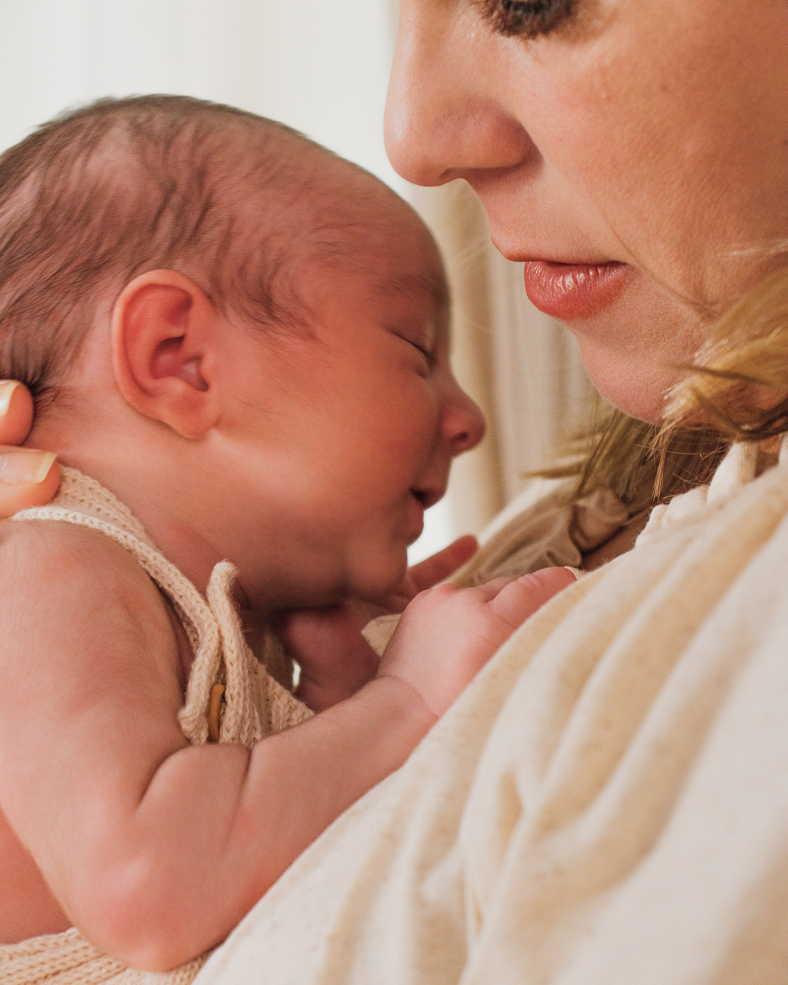 Ensaio Newborn em Sombrio. Fotografia de Recém-Nascido. Oukla Estúdio