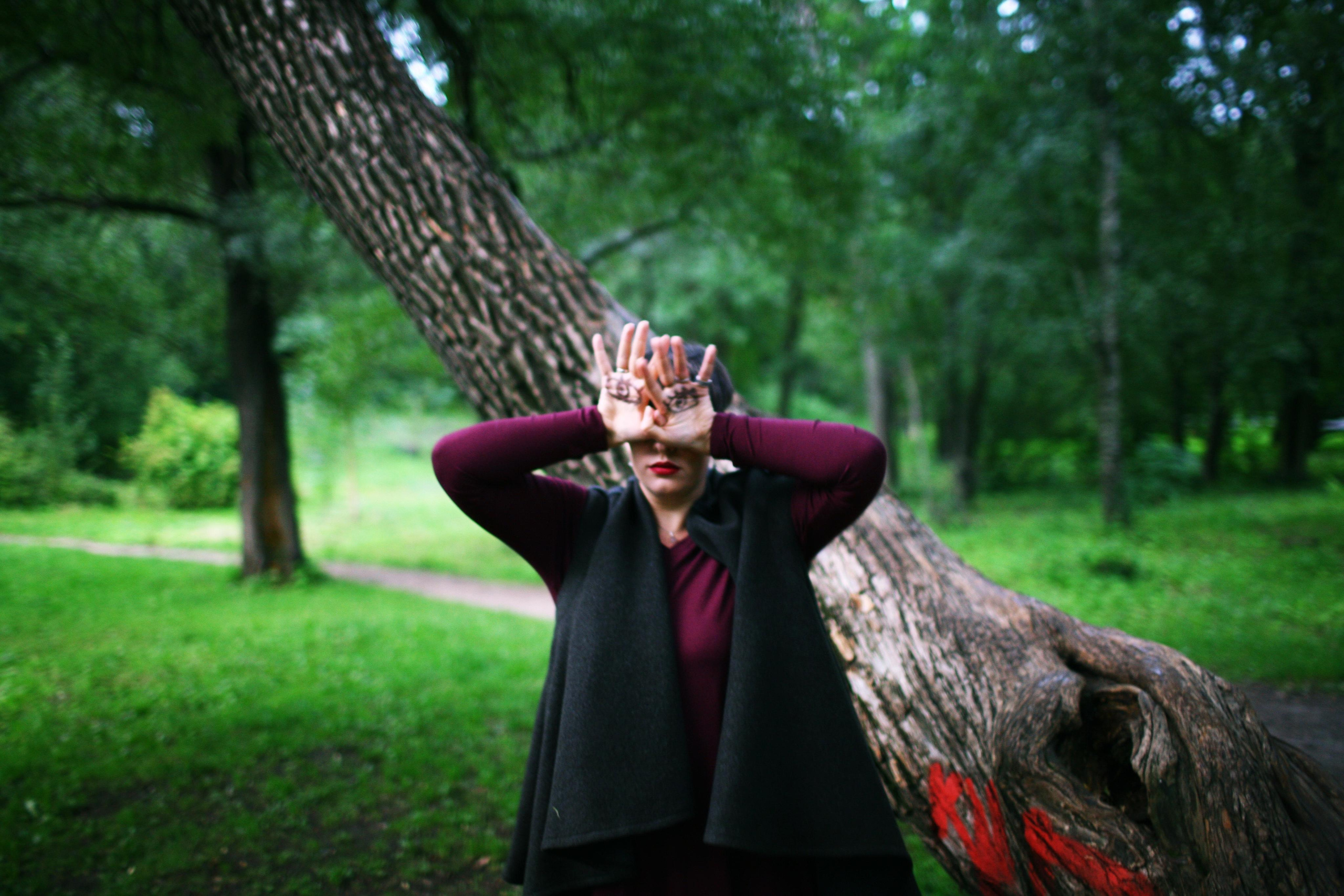 Anna and the fire. Victoria Dini. Art photography in London / Folkestone, UK