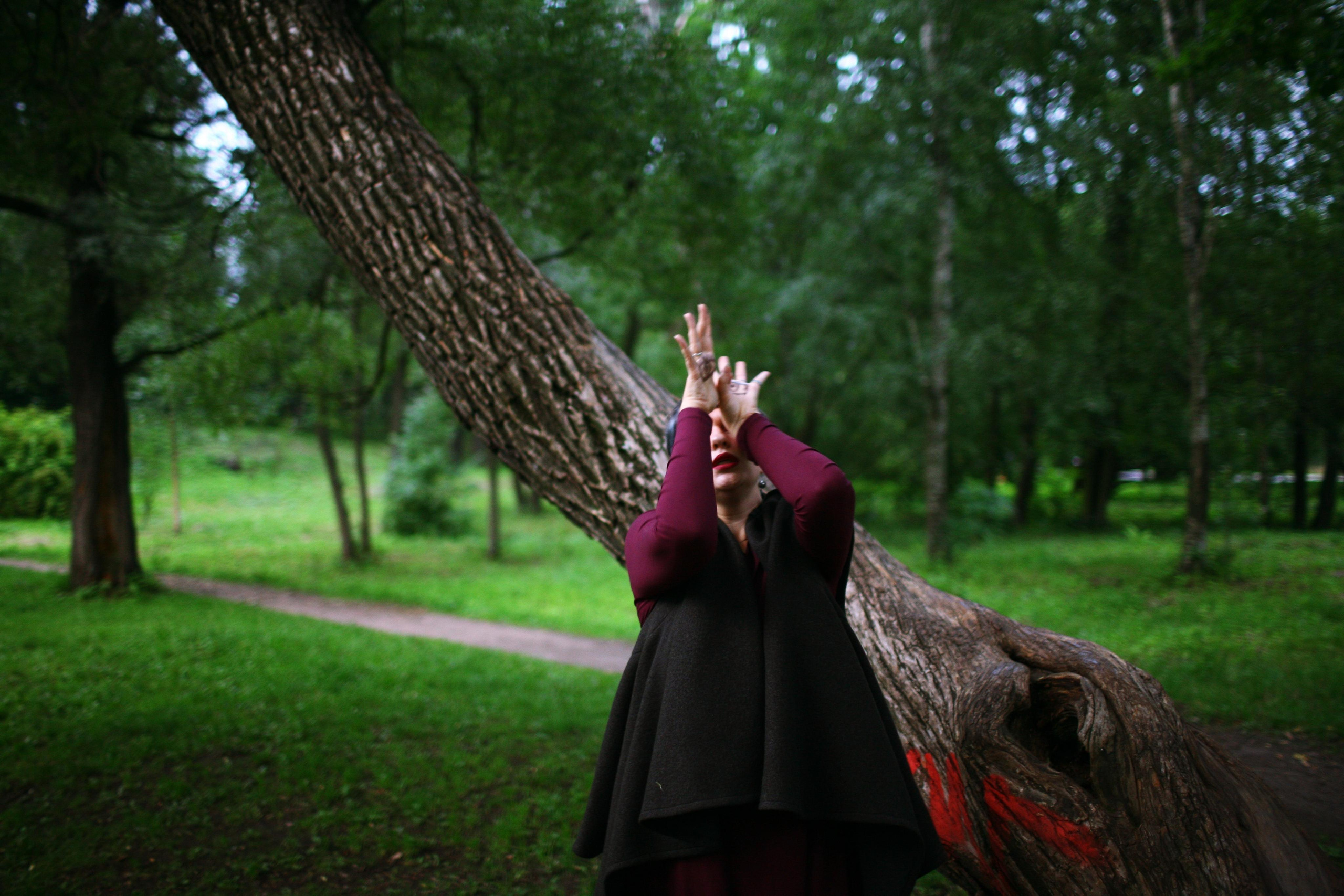 Anna and the fire. Victoria Dini. Art photography in London / Folkestone, UK