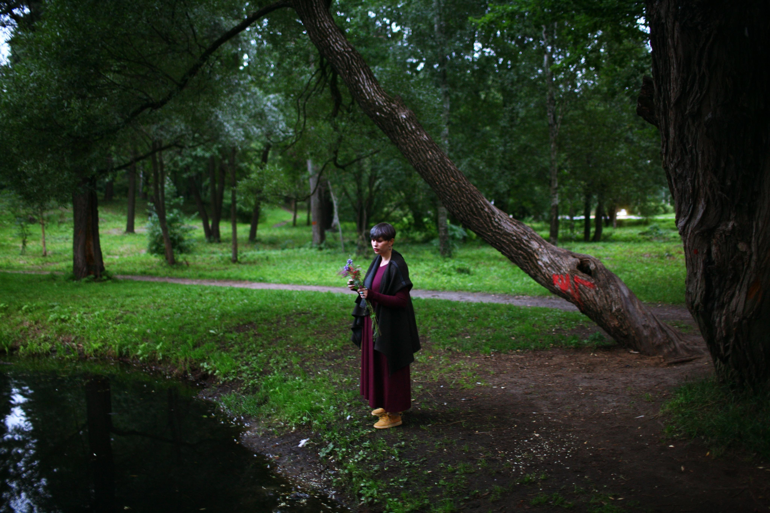 Anna and the fire. Victoria Dini. Art photography in London / Folkestone, UK