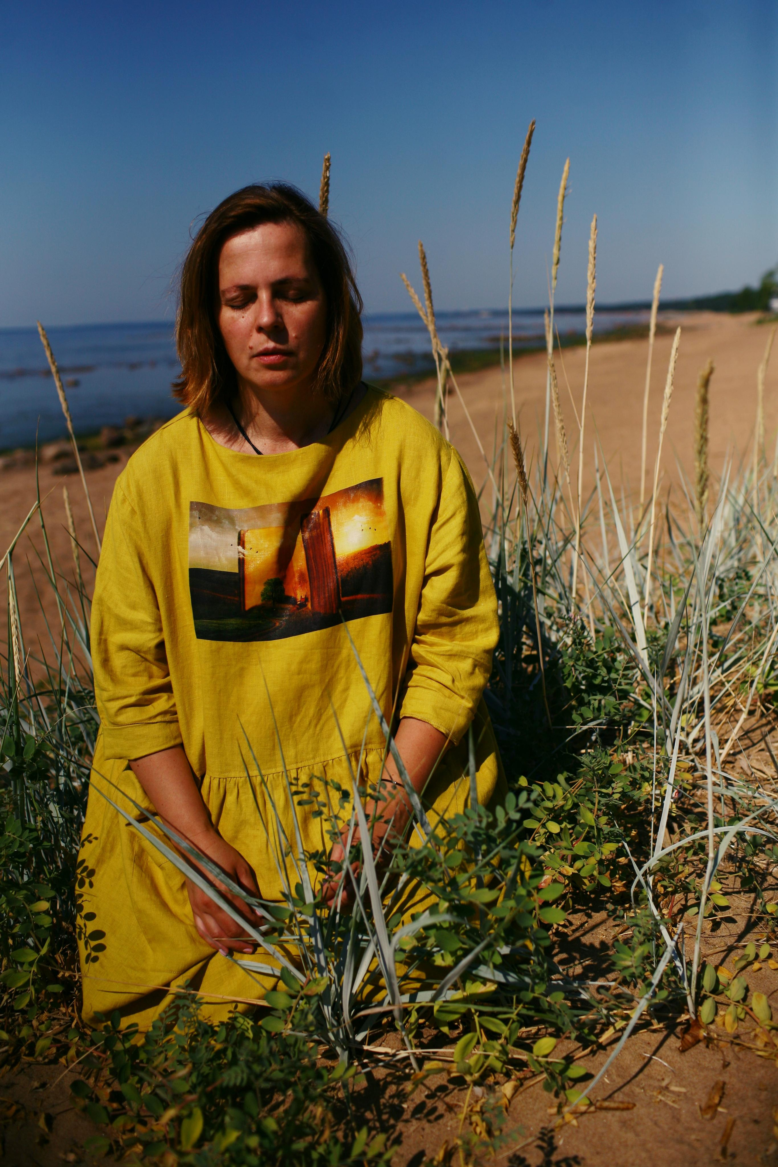 Anna, by herself. Stones and sand. Victoria Dini. Art photography in London / Folkestone, UK