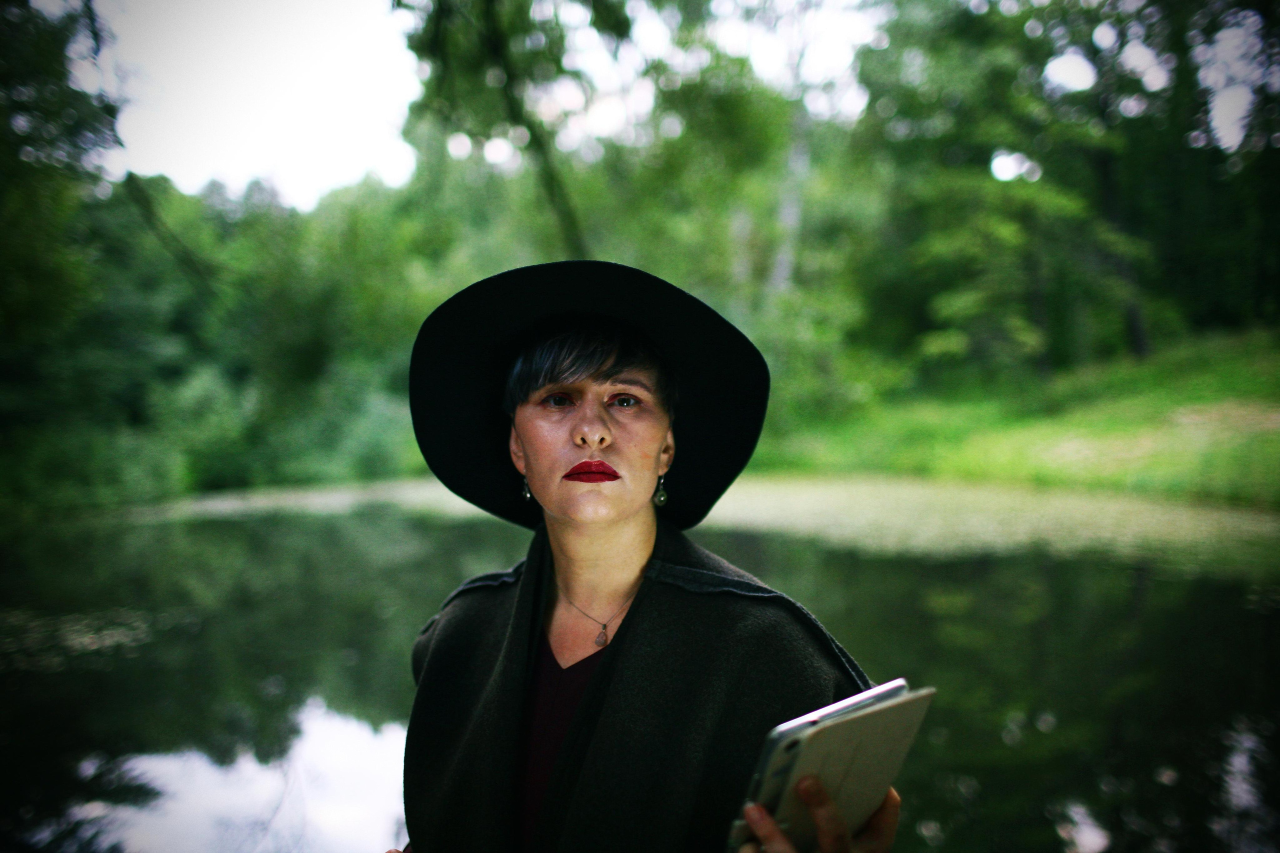 Anna and the fire. Victoria Dini. Art photography in London / Folkestone, UK