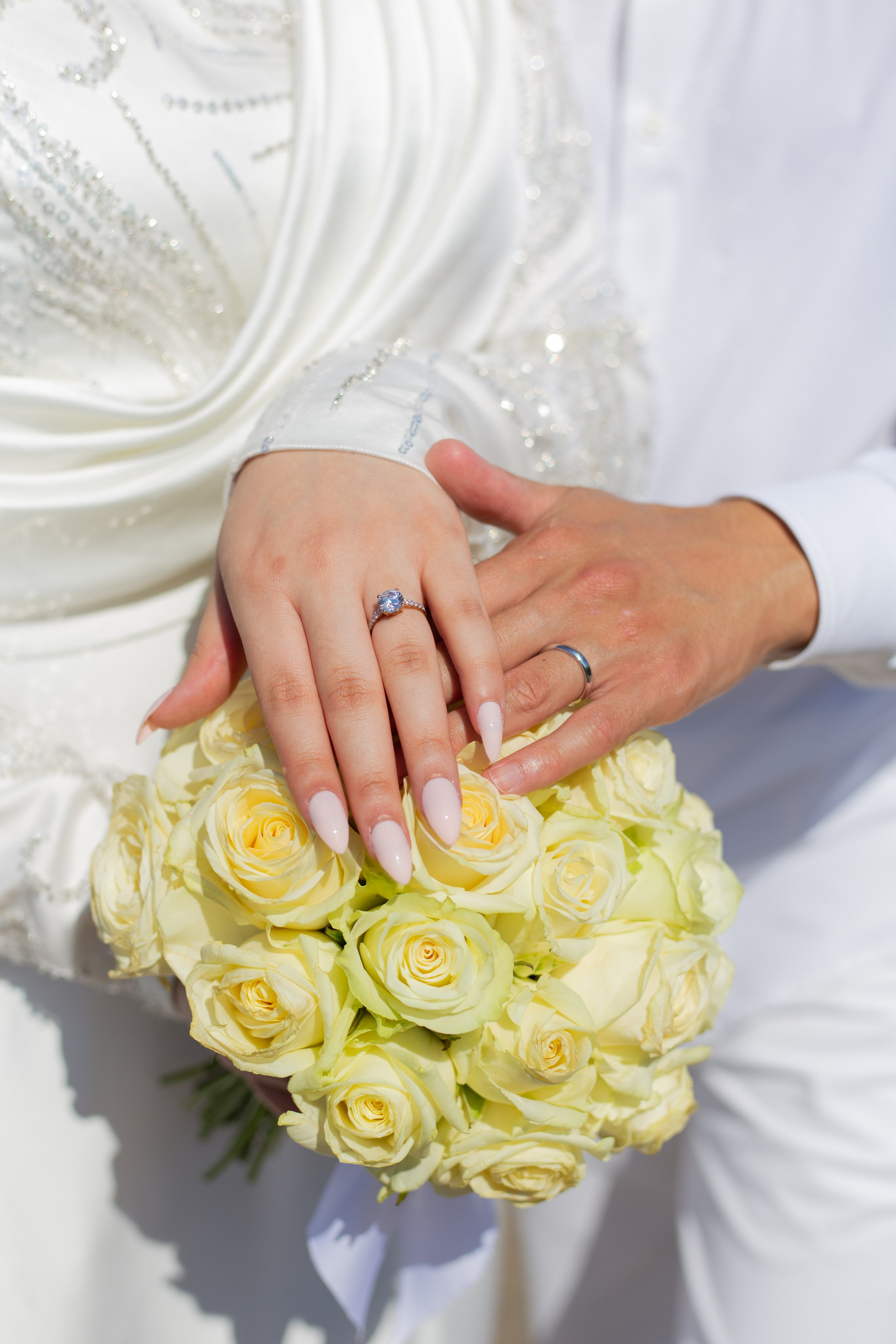 Yassine et Sahra. Studio photo « Partage ton bonheur » – Photographe famille près de Châtellerault, Poitiers et Tours