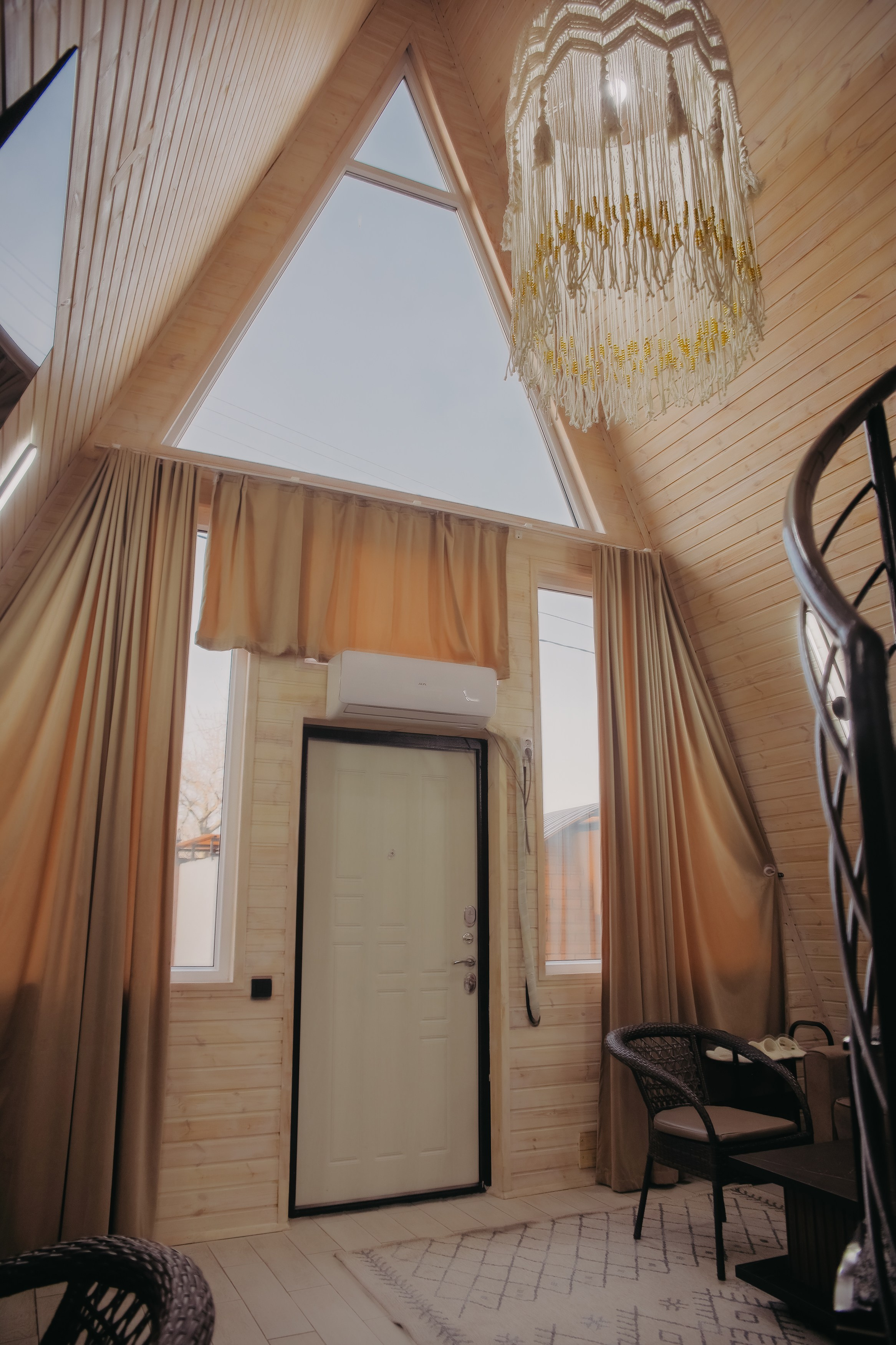 Интерьер. Фотограф Бишкек Садовский Никита