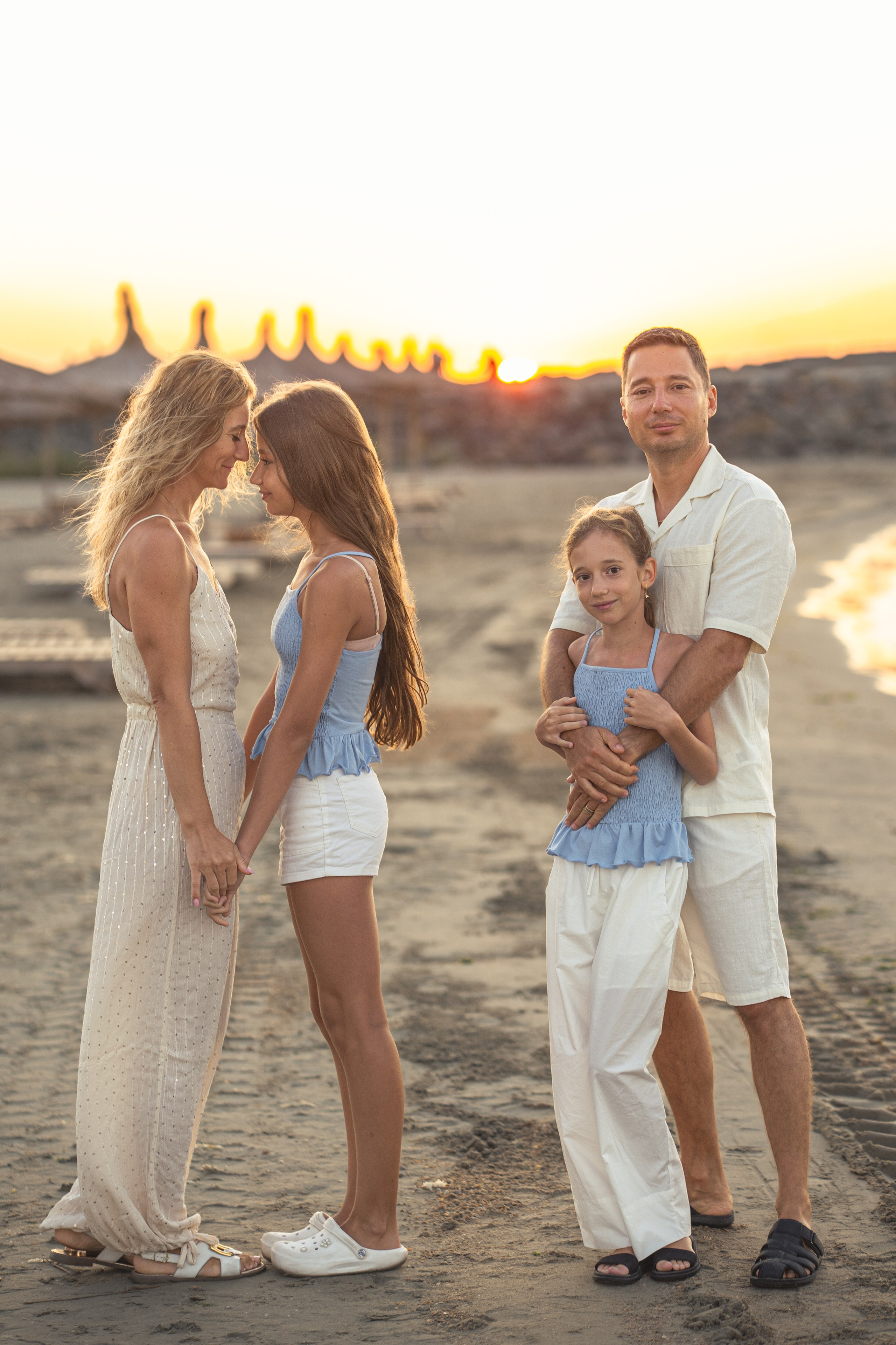 Happy family. Adelinne — fotograf profesionist în Constanța pentru familii, bebeluși și evenimente