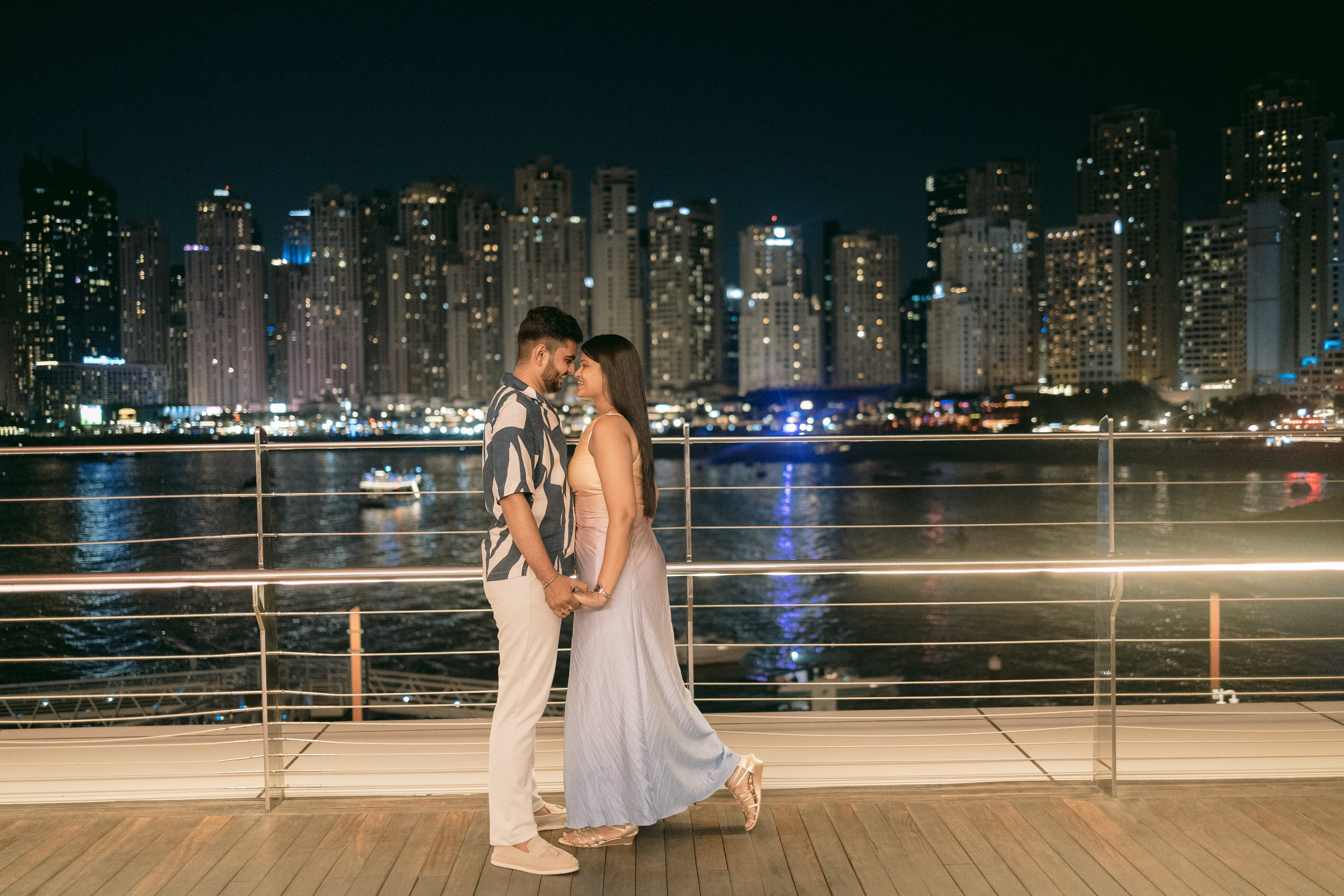 COUPLE SESSIONS. Love Emotions Weddings