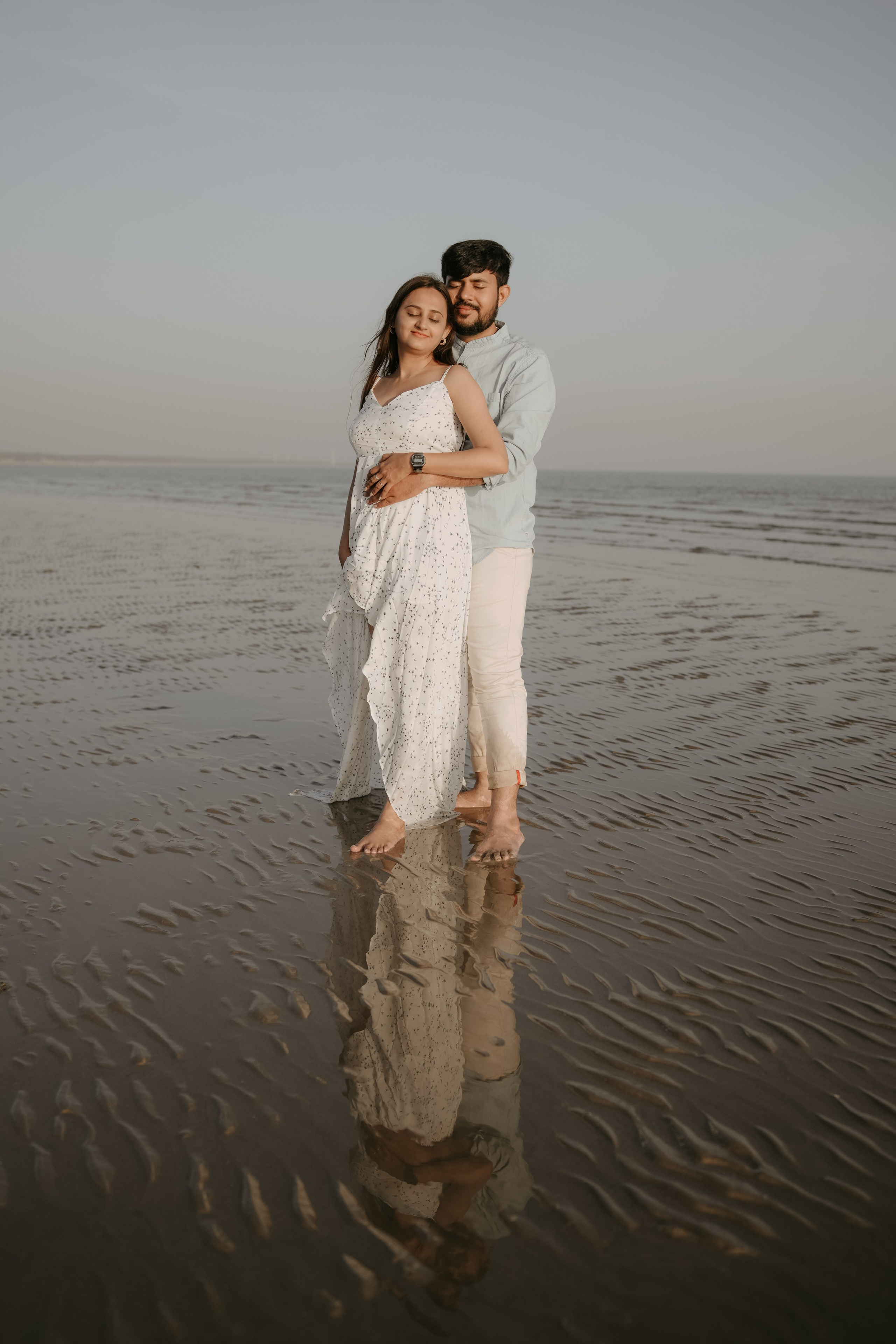 COUPLE SESSIONS. Love Emotions Weddings