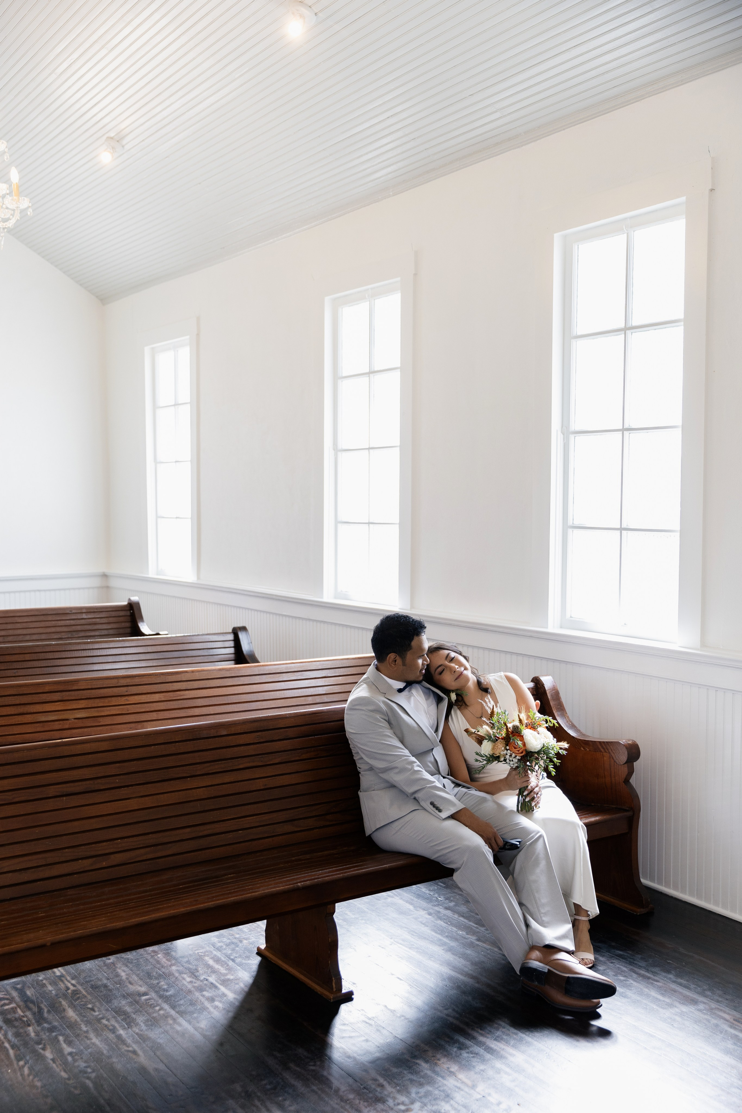 Micro wedding of Leslie and Garrick. Winter Park. Photographer Anastasia Nagibina