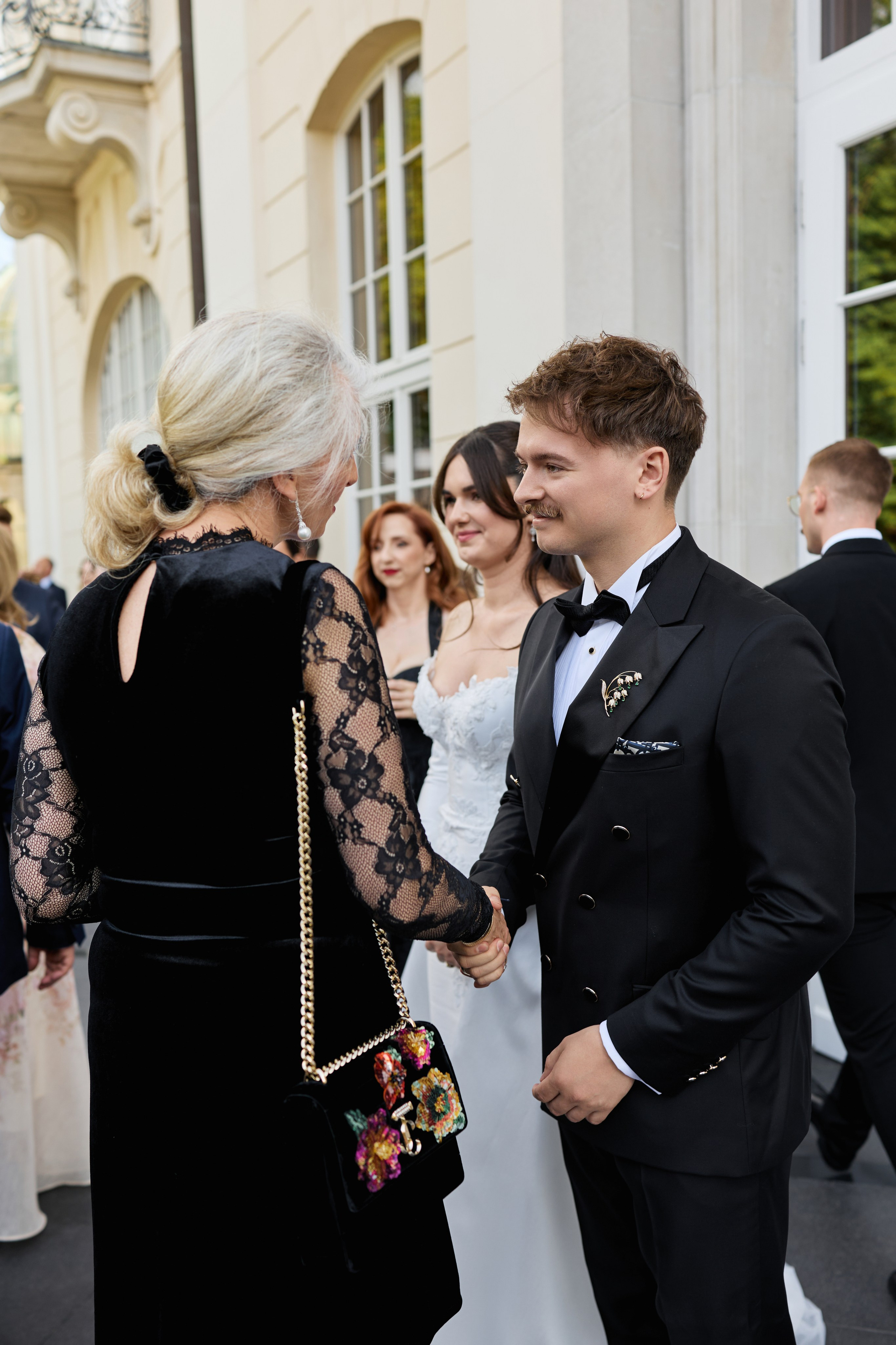 Wiktoria & Kacper. Pałac Goetz. Fotograf ślubny i rodzinny w Krakowie Yana Klymova
