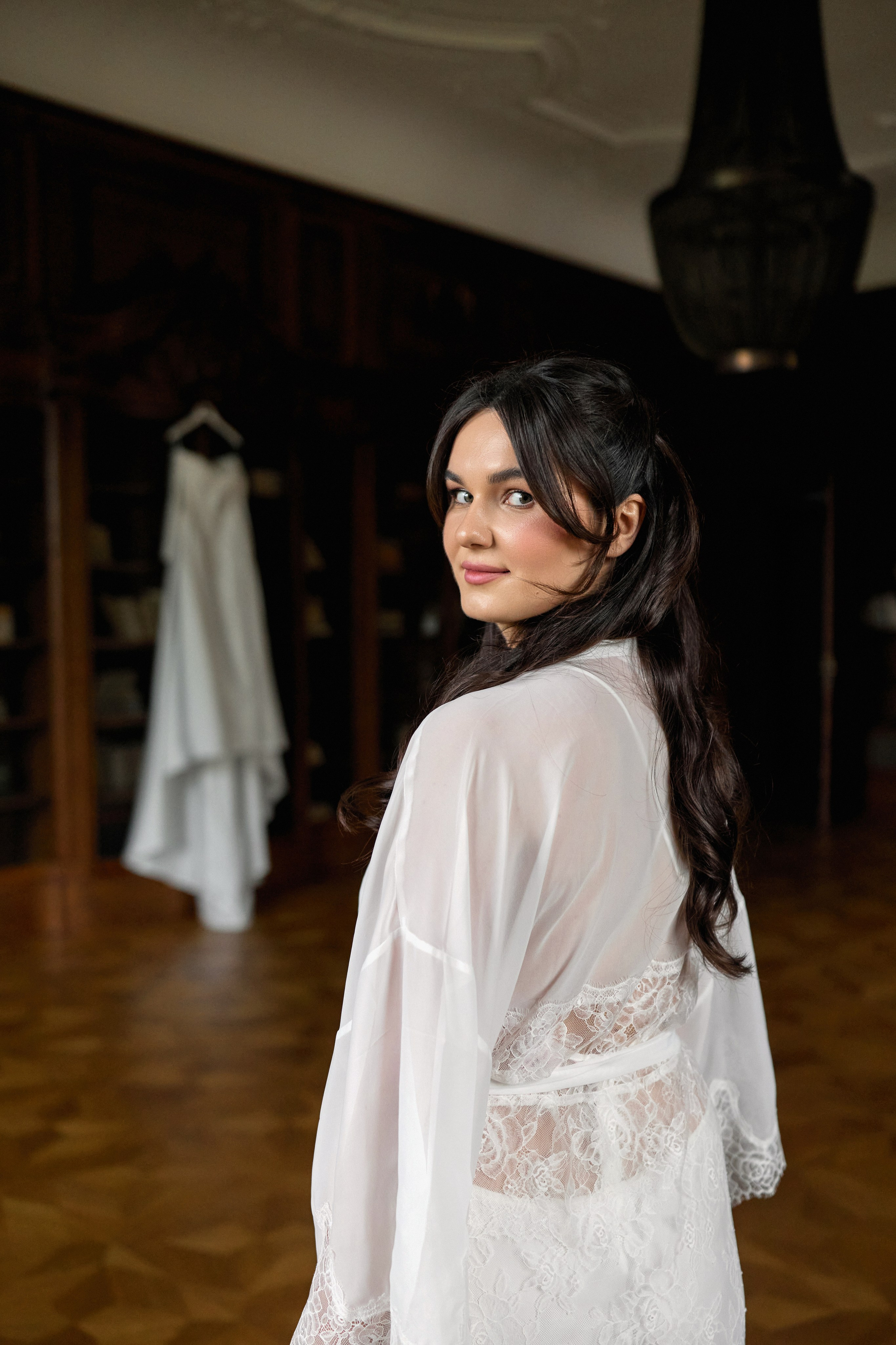 Wiktoria & Kacper. Pałac Goetz. Fotograf ślubny i rodzinny w Krakowie Yana Klymova