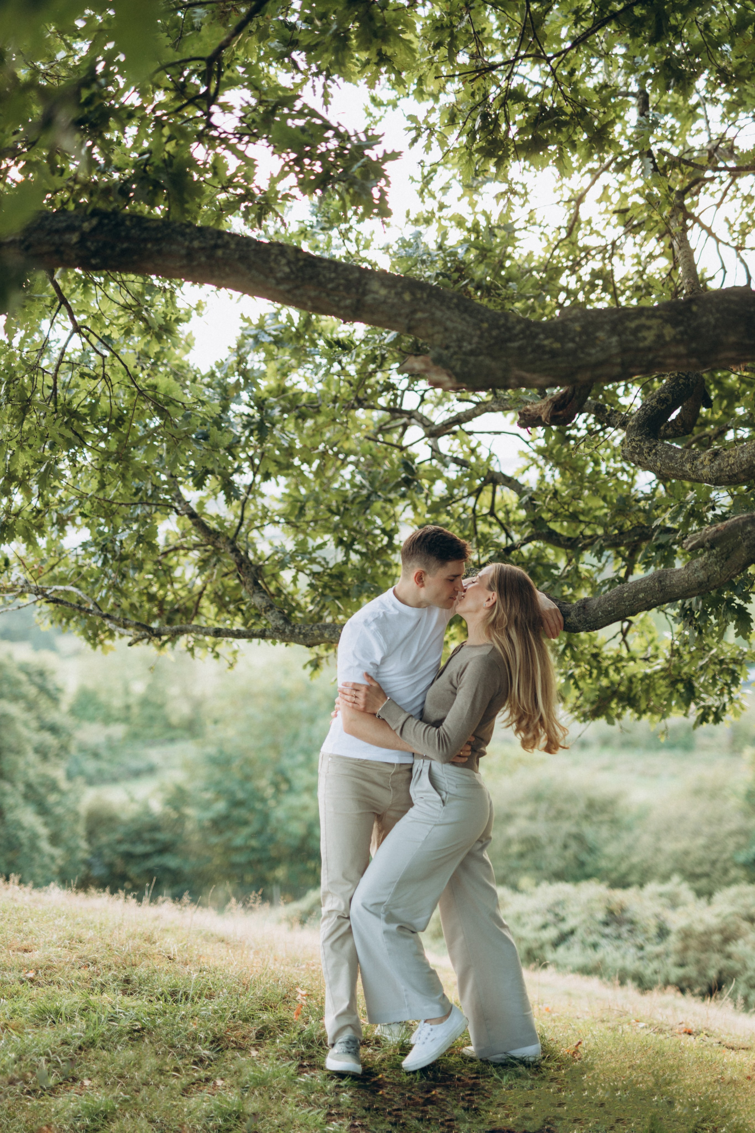 Cracks Hill. AlinaLazurko.uk | Professional portrait photographer