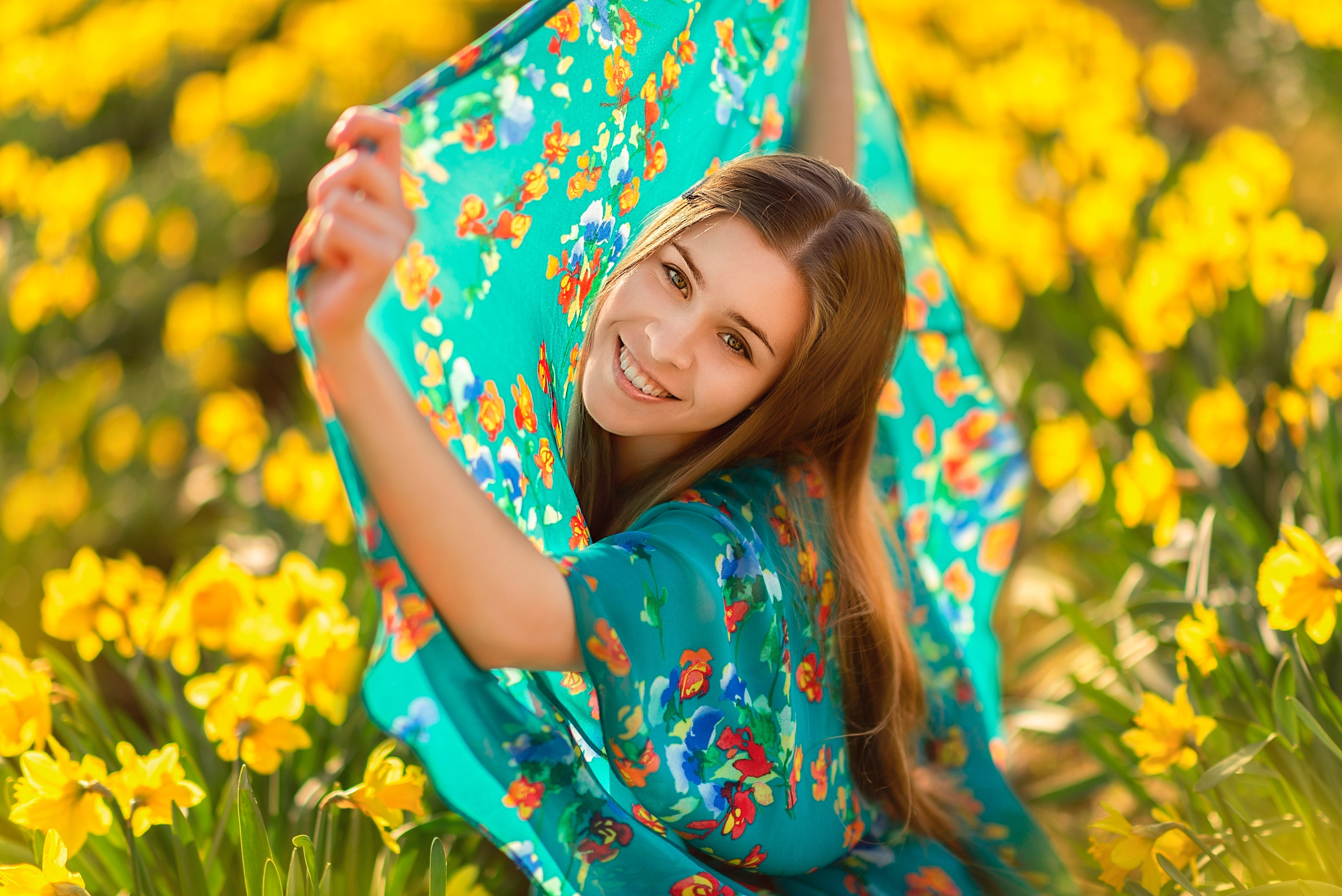 Daffodils. Wedding & portrait photography in the Seattle Area. Helen Michelle photographer